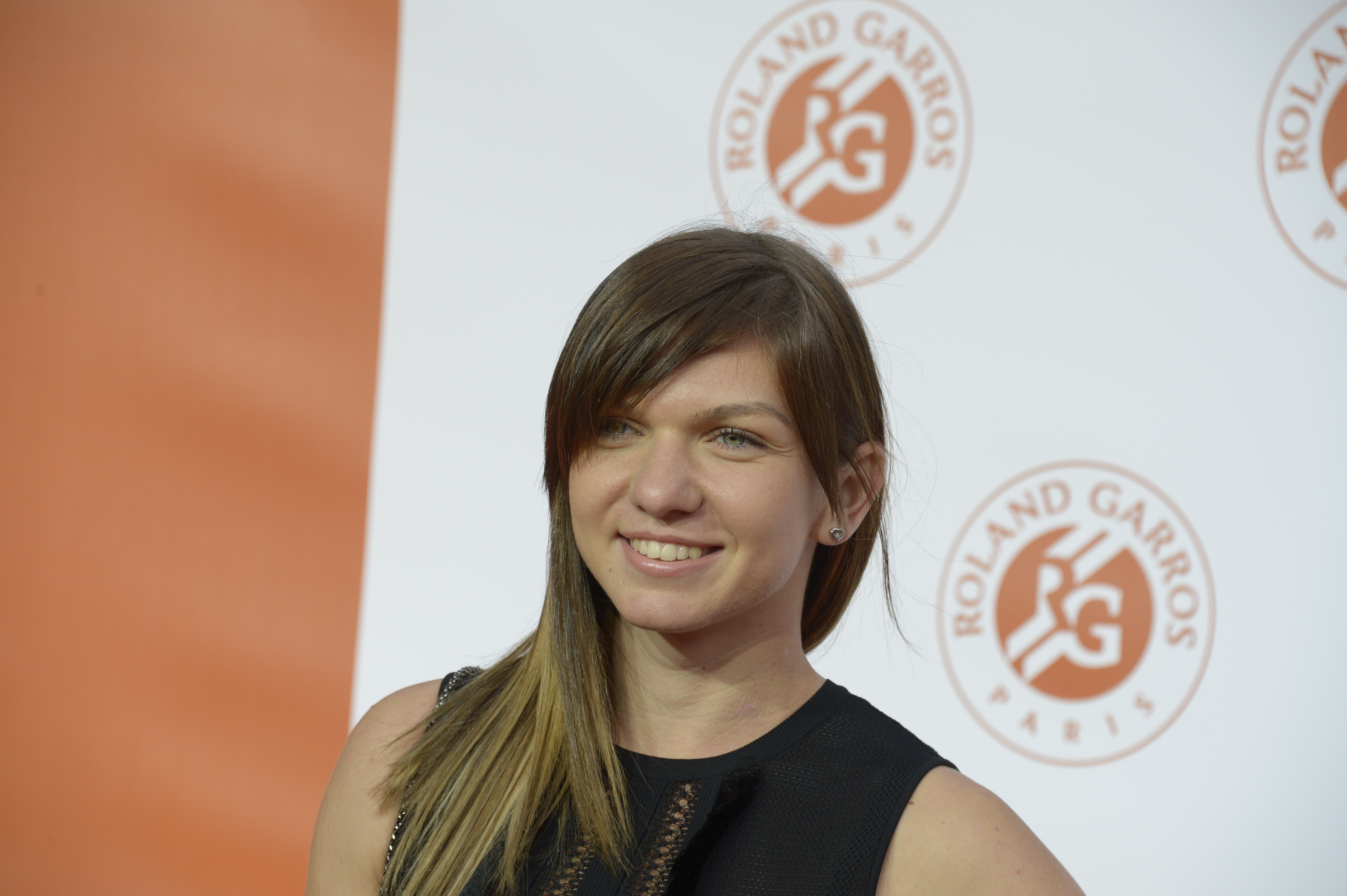 Simona Halep a făcut senzație la petrecerea jucătoarelor de la Roland Garros | GALERIE FOTO