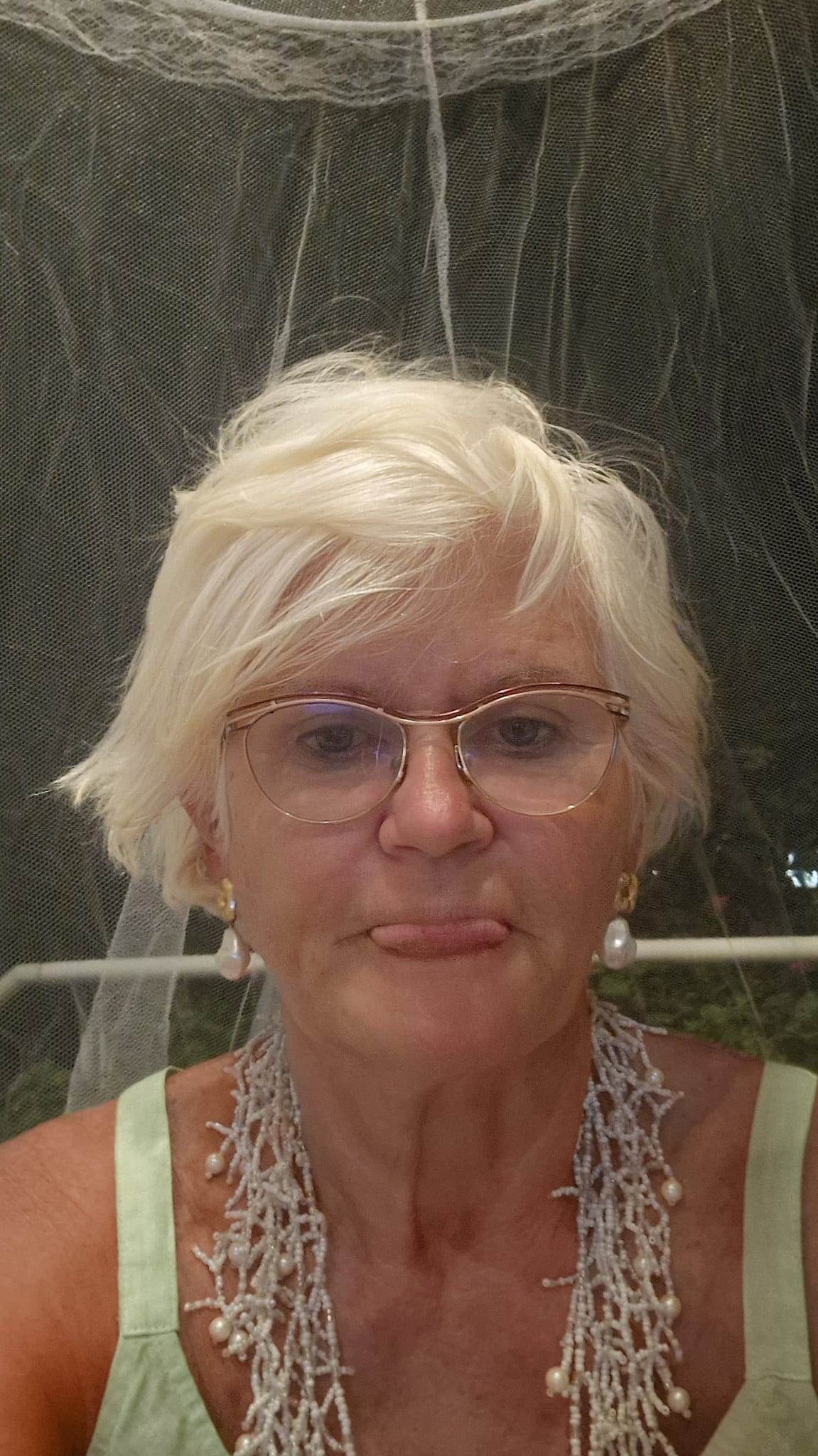 Cum a reușit Monica Tatoiu să își întinerească tenul. Mulți au acuzat-o că a apelat la intervenții estetice. „Am comandat-o de pe net. Își merită toți banii”