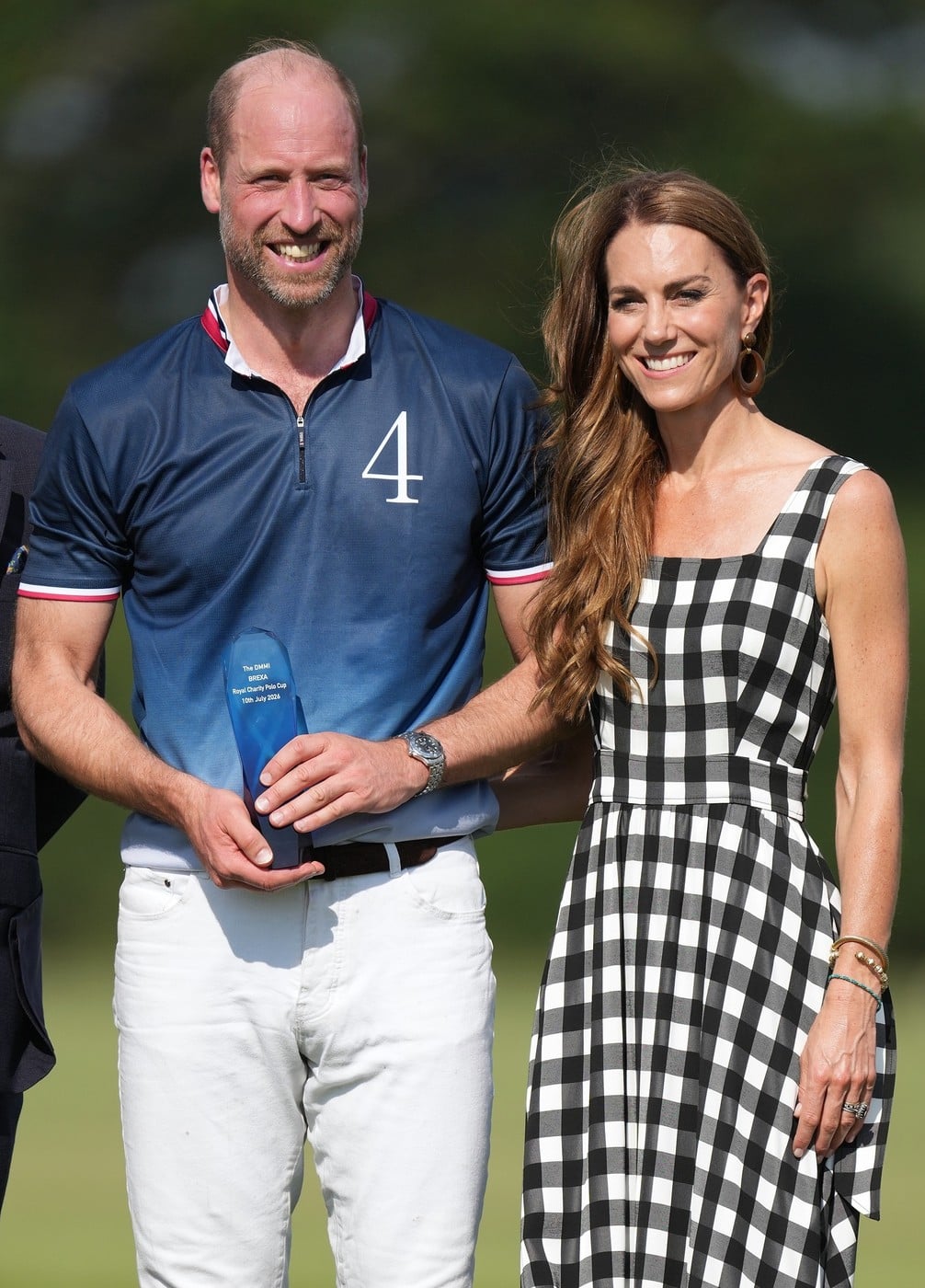 Kate Middleton, apariție rară într-o ținută de vară. Prințesa de Wales l-a susținut pe Prințul William la meciul anual de polo caritabil