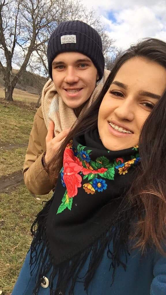VIDEO/ Cătălina Rotaru, câștigătoarea concursului „Vedeta populară”, tânara cu sufletul chinuit de dor și salvat de muzică. ”Povestea mea nu e un caz social”
