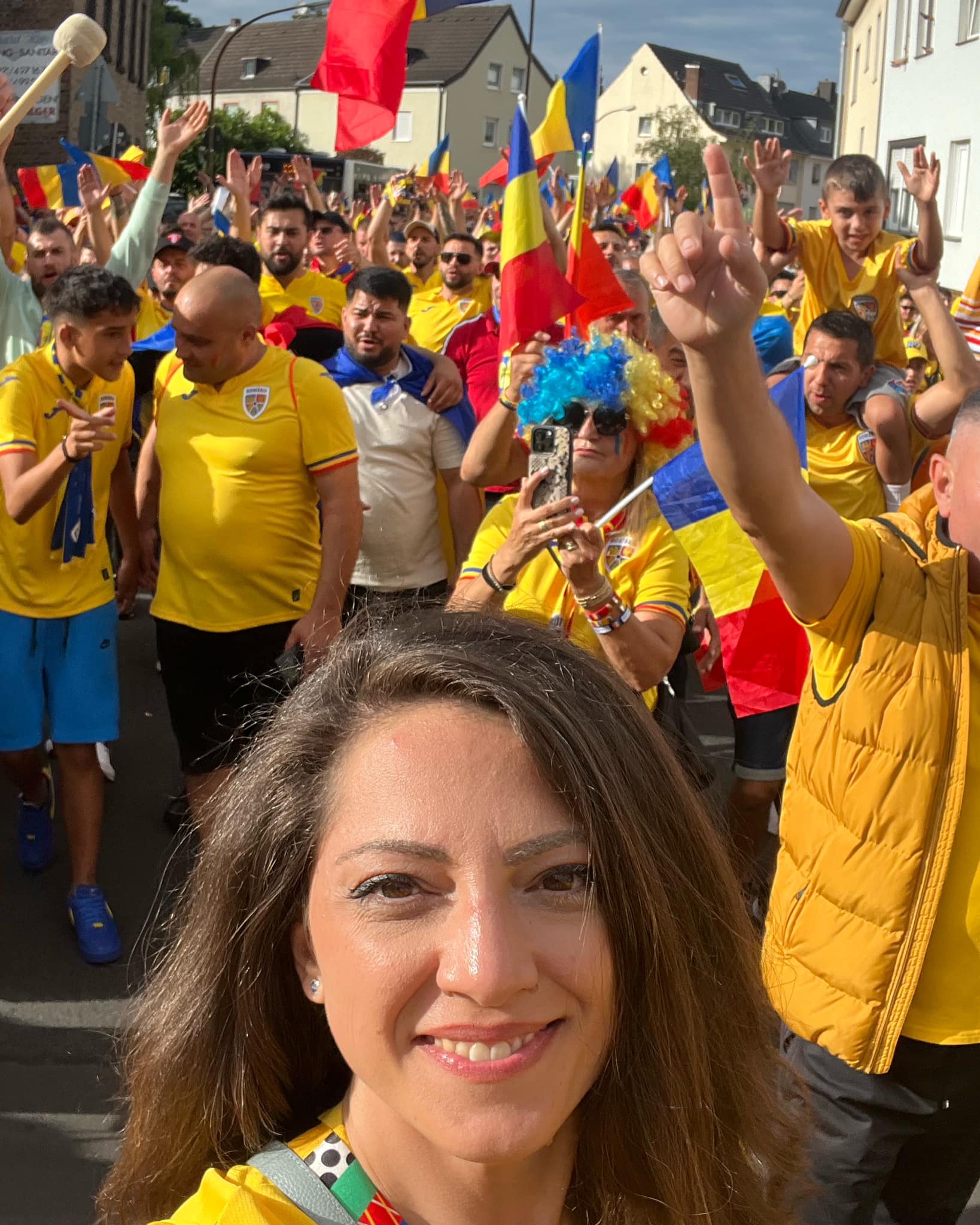 Iulia Niculae-Cuciurean, „creierul” campaniei de marketing a FRF la Campionatul European: „Am avut cei mai frumoși, civilizați, plini de iubire suporteri de la EURO”