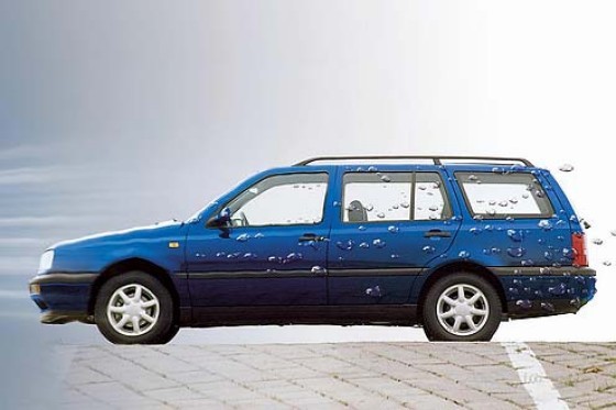 Párásak az ablakok? Tegye ezt, ha nem lát ki az autójából!