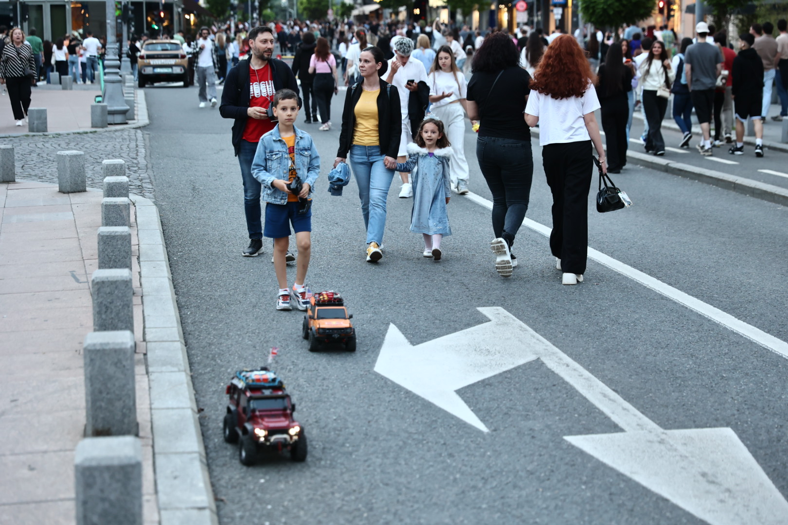 Noaptea Muzeelor 2026. Mii de oameni au stat la coadă ca să vadă muzee gratuit în București
