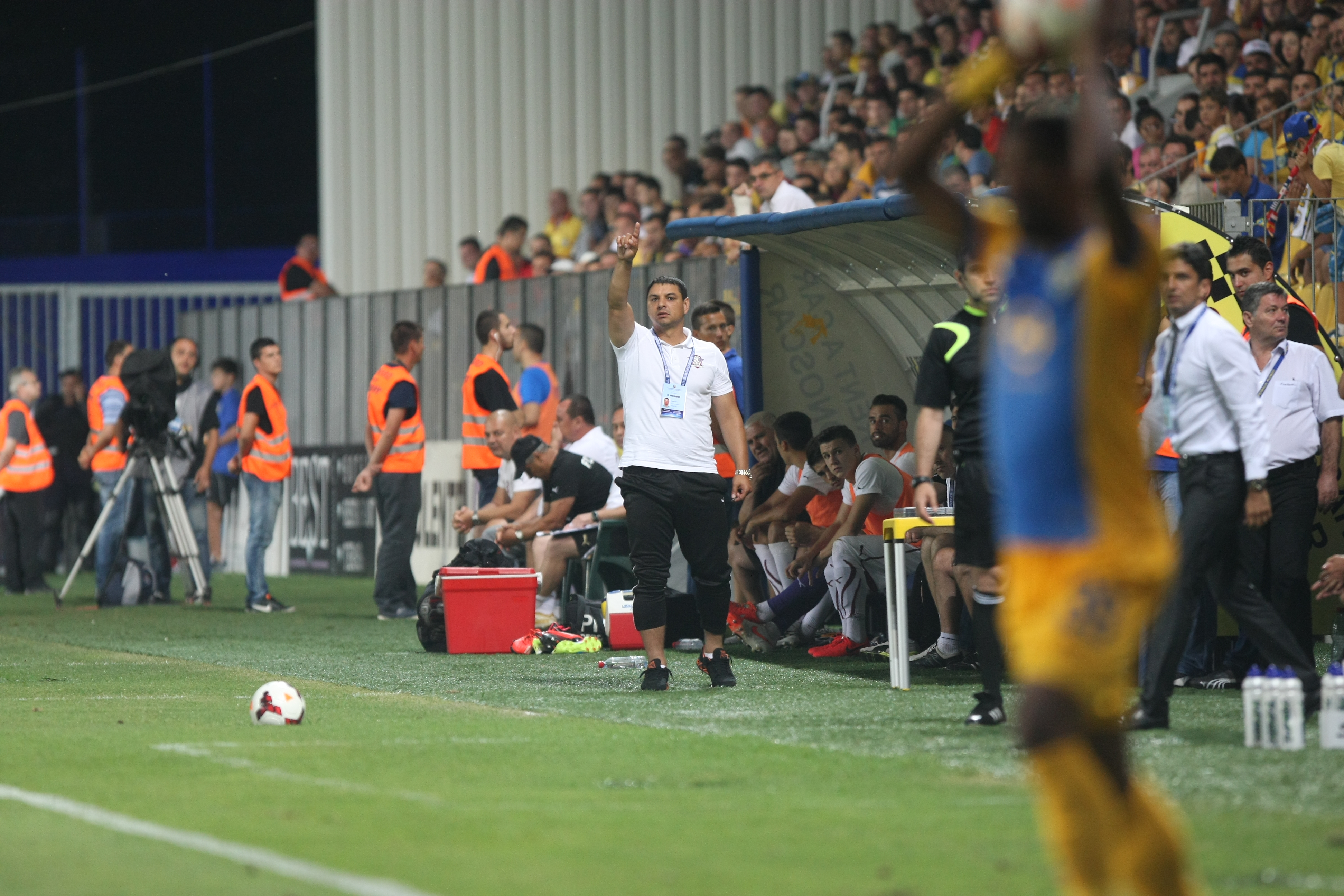 FOTO/ Ganea, mulțumit de remiză. Ce scuză și-a găsit Lucescu jr.