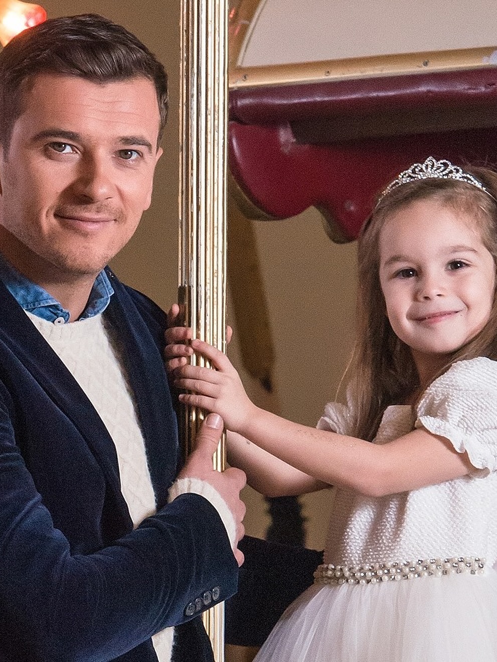 Imagini rare cu fiica lui Dan Cruceru. Sophia a împlinit 14 ani, iar tatăl ei a transmis un mesaj emoționant. „E cea mai grea perioadă. Rămânem aproape”