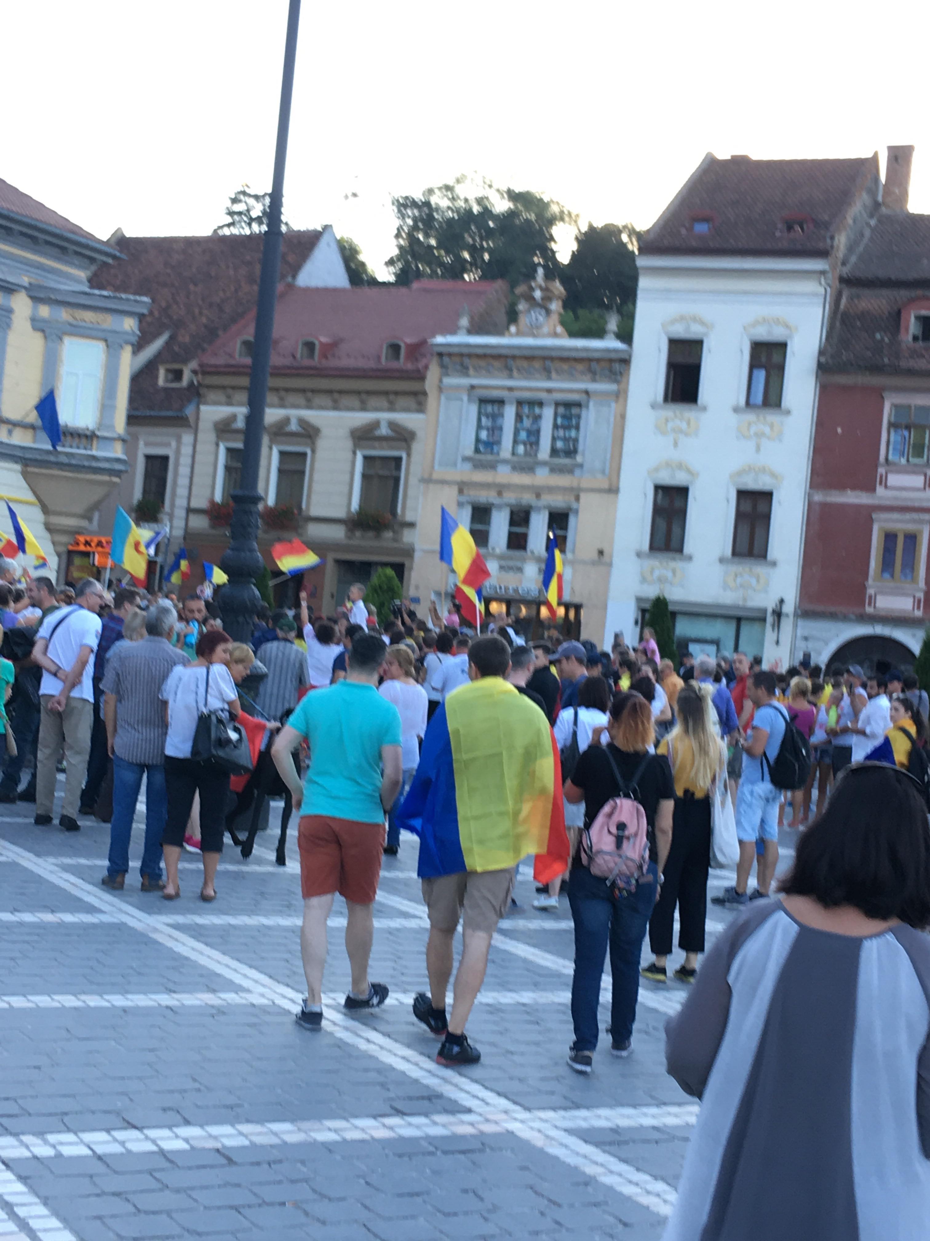 Manifestații de amploare pentru susținerea Mitingului Diasporei de la București în Sibiu, Braşov, Iaşi şi Bistriţa și Timișoara