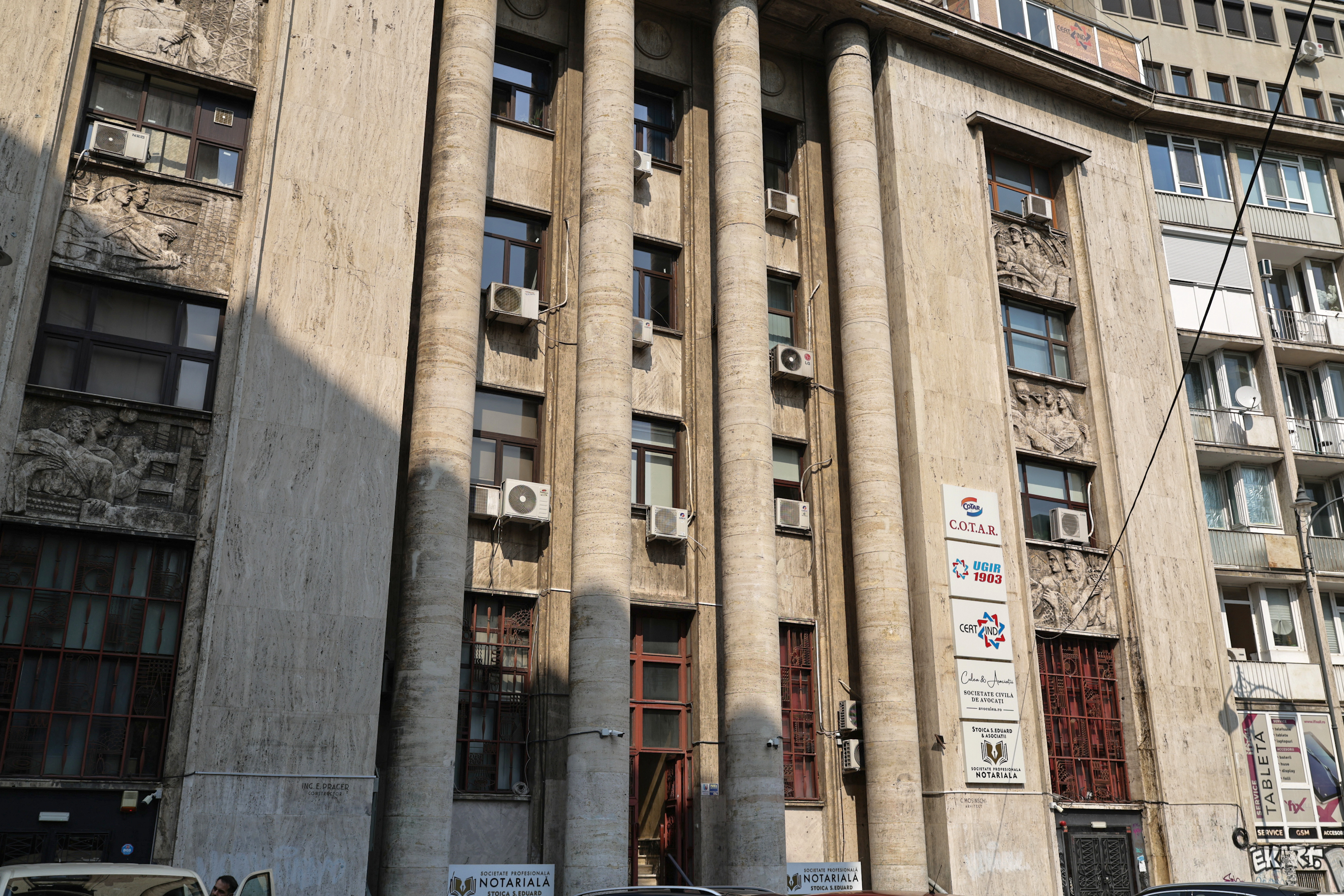Clădirea UGIR de pe strada George Enescu 