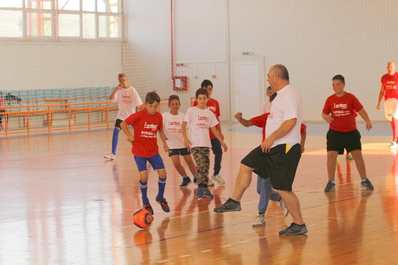 Axinia și Lefter au jucat ”Fotbal pentru o viață mai bună” / GALERIE FOTO