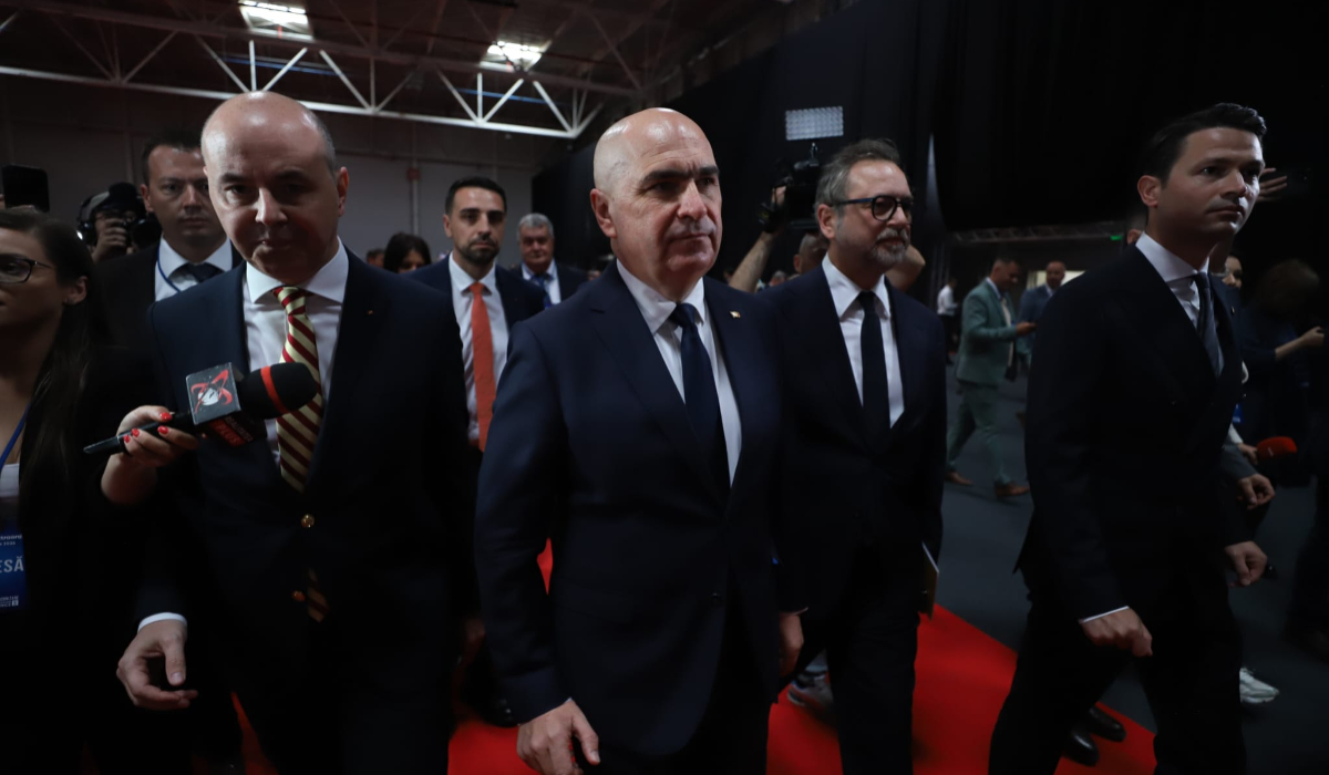 PNL a cerut suspendarea ședinței din Parlament din cauza prezenței abuzive a partidului pe lista Guvernului Veștea