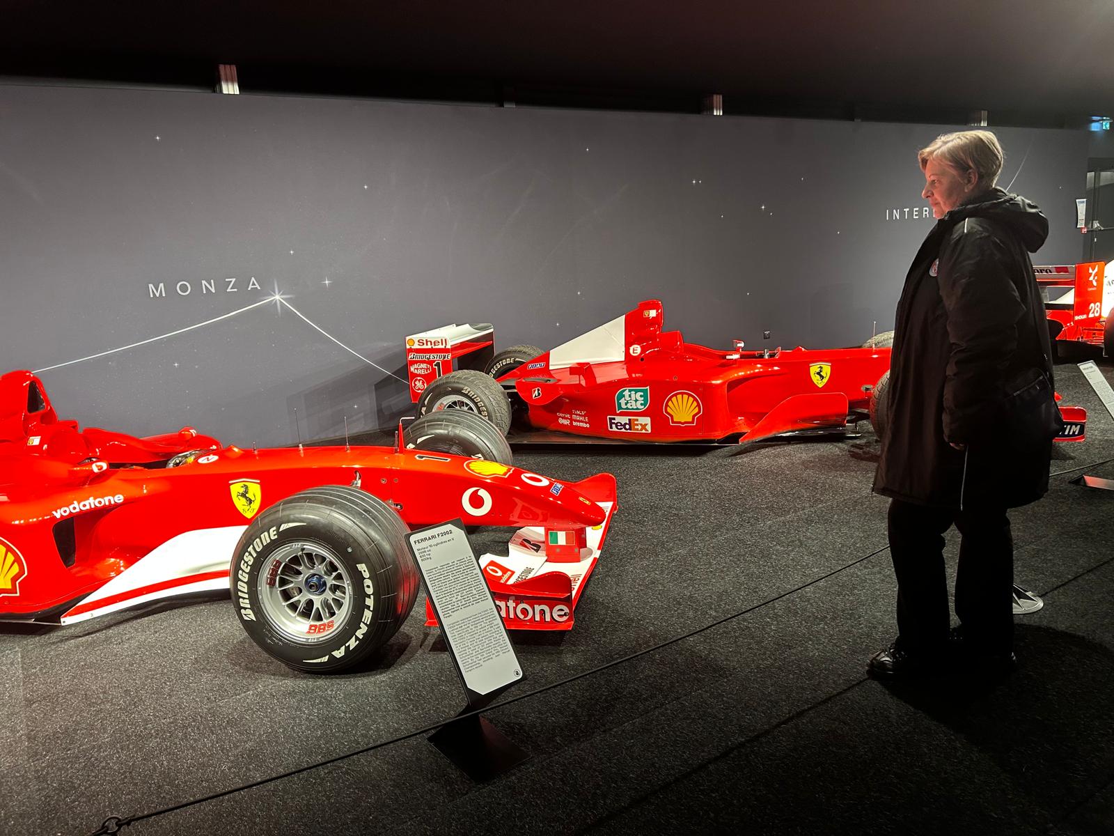 Cât costă să intri pe circuitul Cursei de 24 de ore de la Le Mans: „Sunt expuse mașini excepționale”
