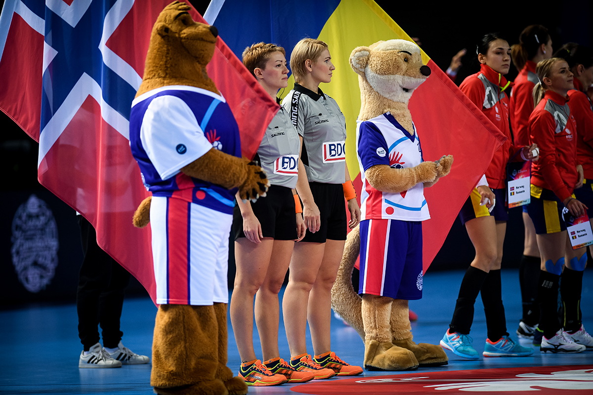GALERIE FOTO & VIDEO | România a surclasat Norvegia, la Euro 2018 de handbal feminin. Cadou de Moș Nicolae. Dumanska, fenomenală
