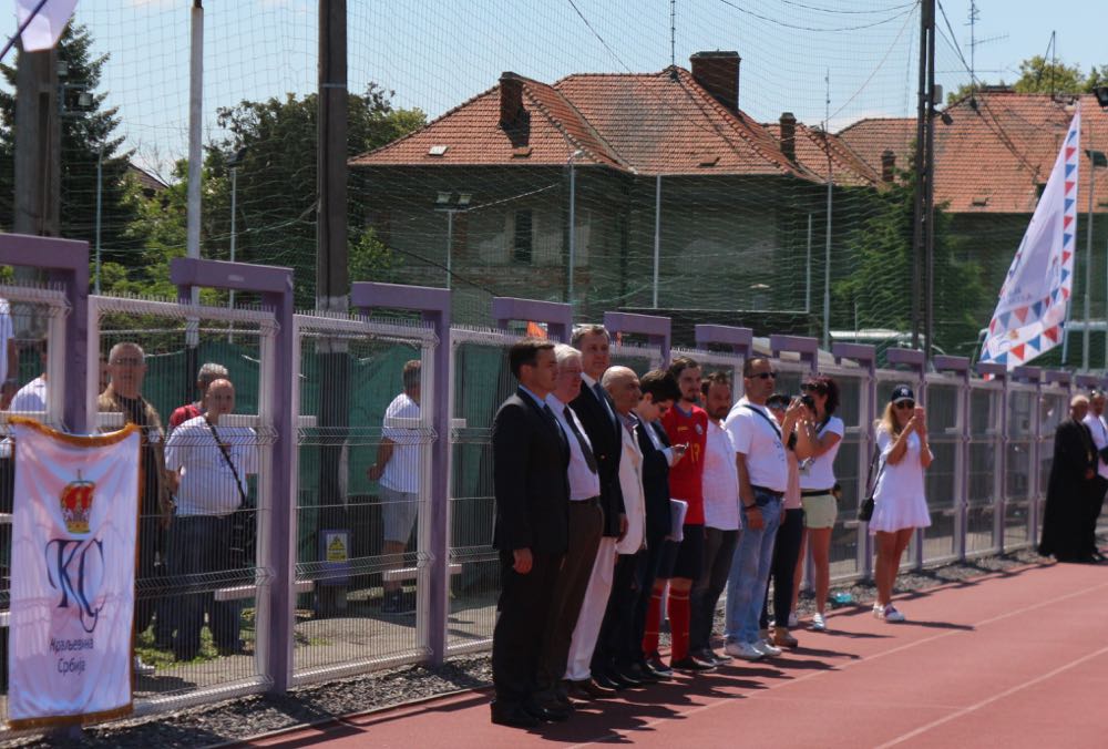 REPORTAJ cu sânge albastru/ Cine este echipa România Regală. Regele lor e golul! Amical cu etichetă cu Heerenveen, pe fostul stadion ”Carol al II-lea”