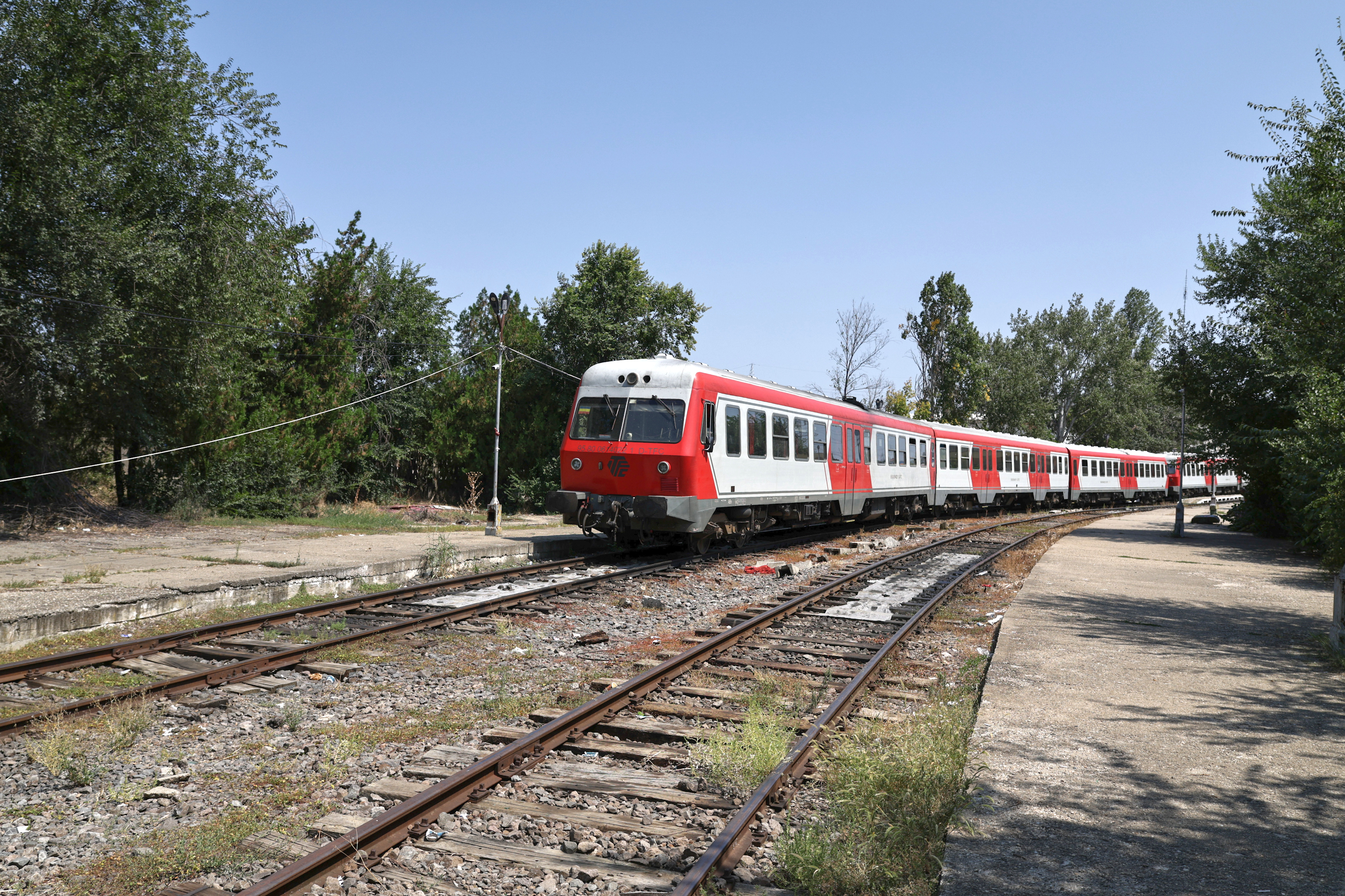 O gară și un capăt de linie într-un București uitat: între o halbă de bere și drumul spre Oltenița cu 16 opriri