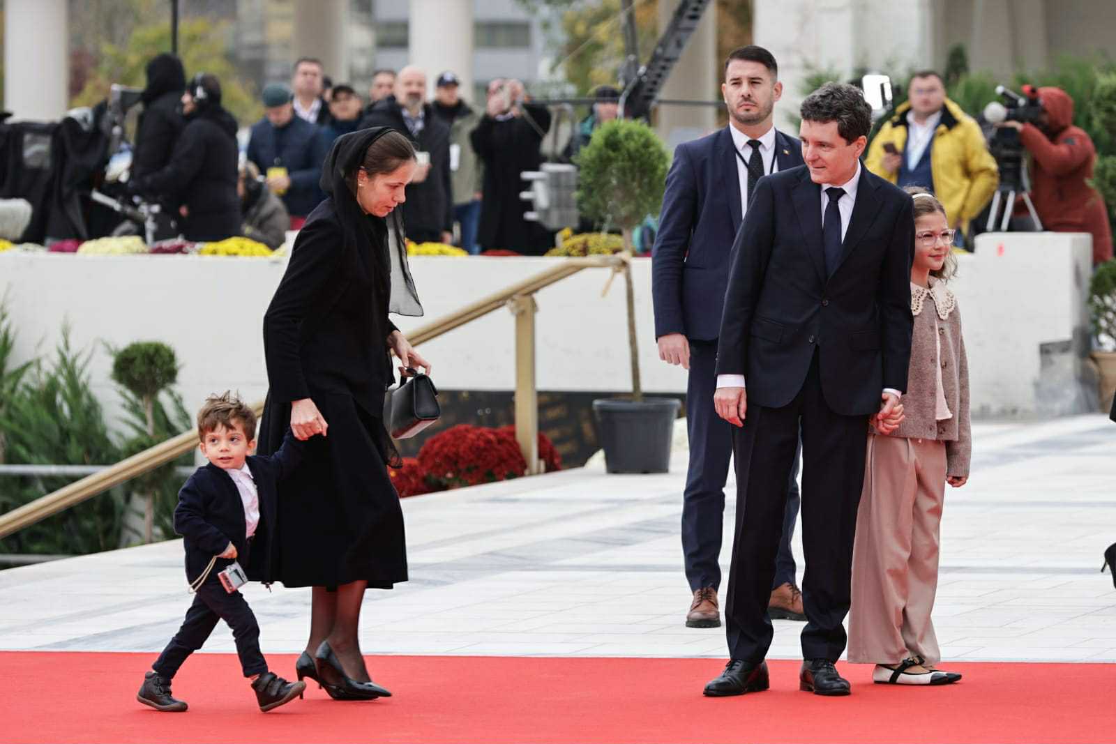 Cum a apărut Mirabela Grădinaru la Summitul NATO de la Ankara. Ținutele alese de partenera lui Nicușor Dan