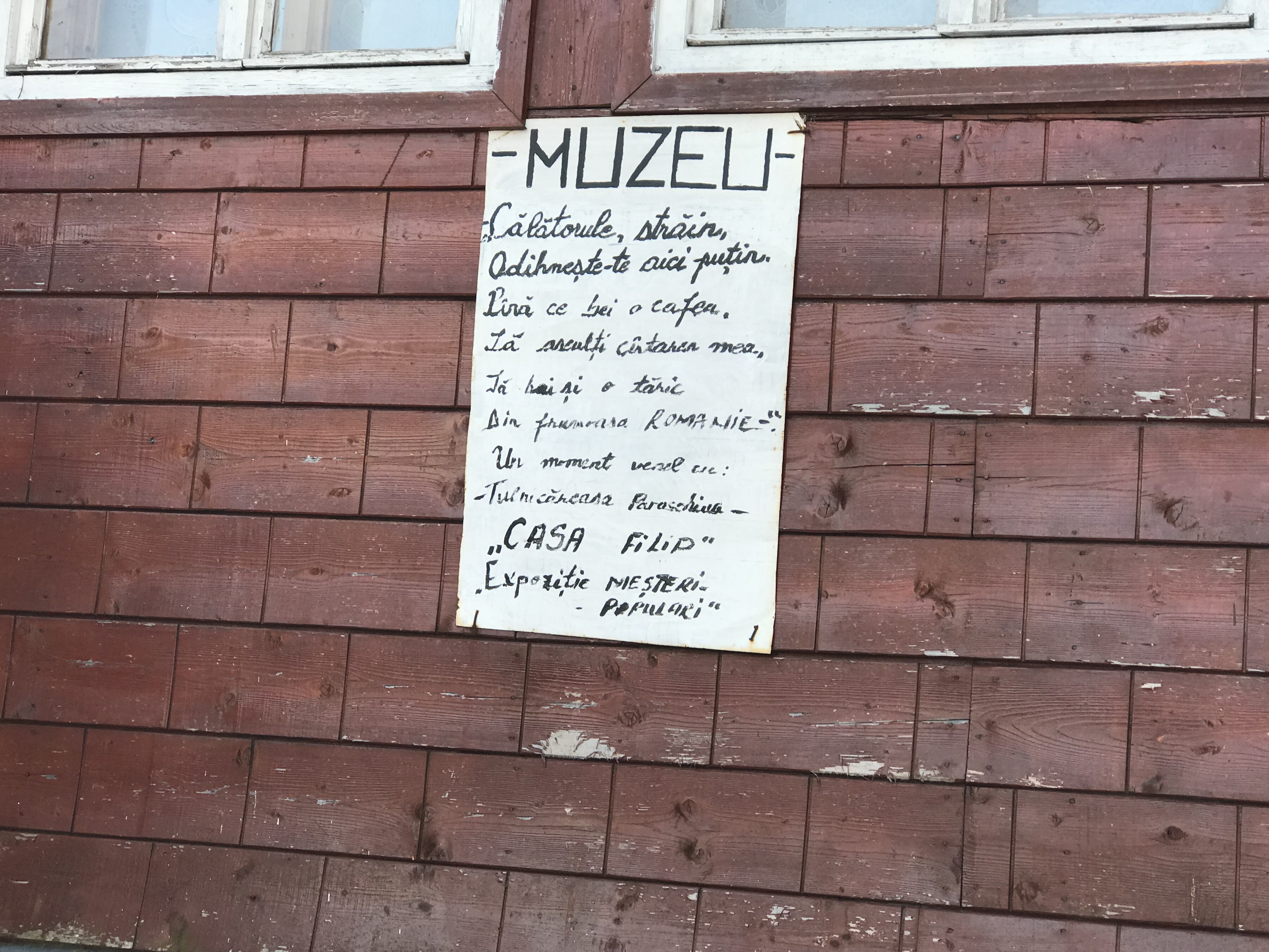 FOTO&VIDEO | Ultima tulnicăreasă din Apuseni. La Pătrăhăițești, în Alba, acasă la tanti Paraschiva, ascultând sârba moților și cum curge Arieșul
