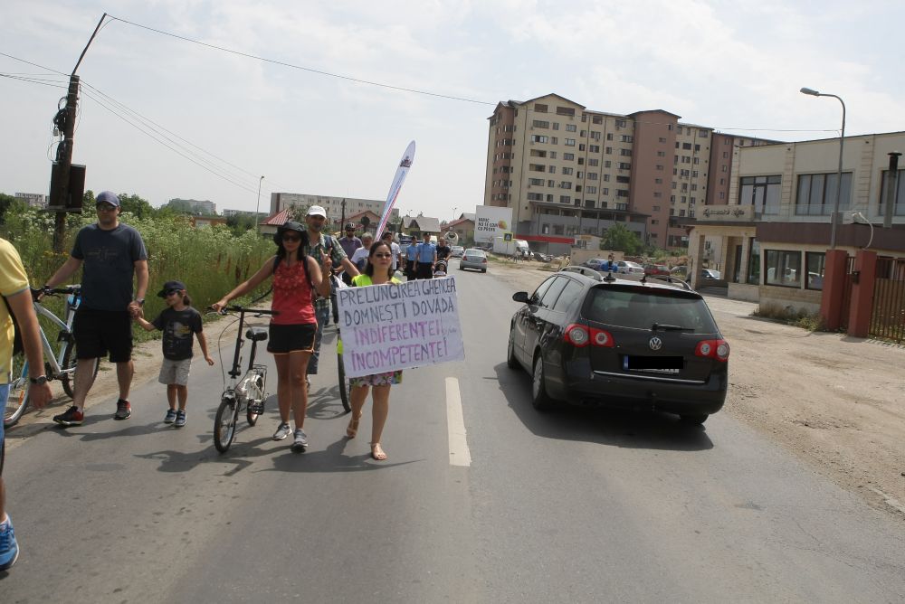 FOTO/ Protest în Prelungirea Ghencea. Este a 10-a acțiune de protest din ultimii 5 ani