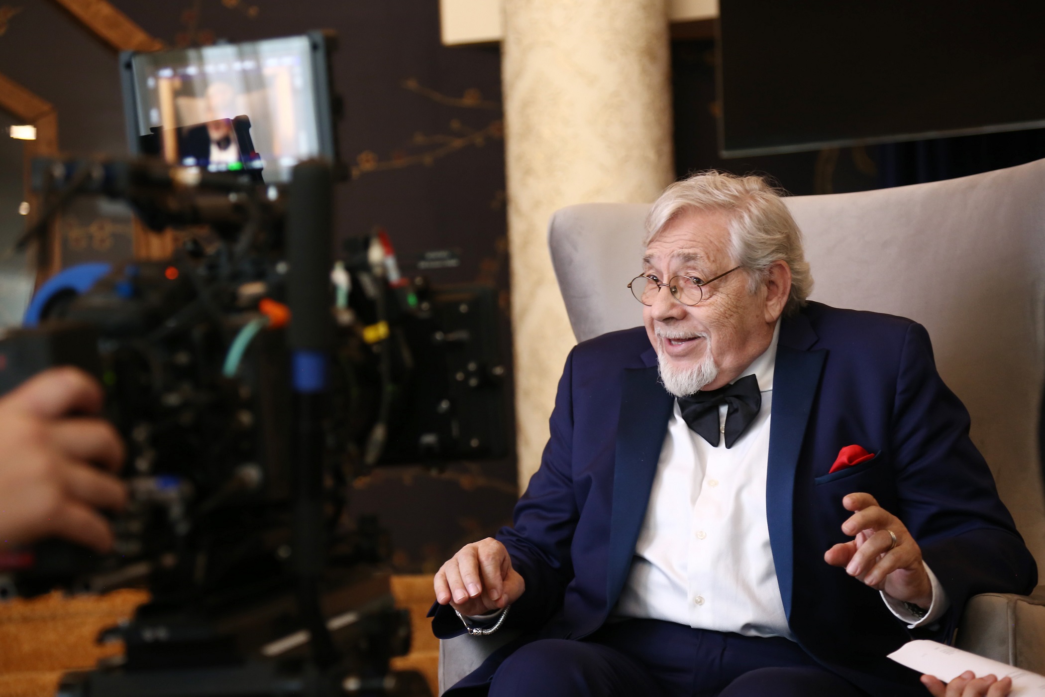 Sergiu Cioiu, actor, cântăreț și compozitor, joacă în „Lasă-mă, îmi place! Camera 609”, la Antena 1. Ce rol va interpreta