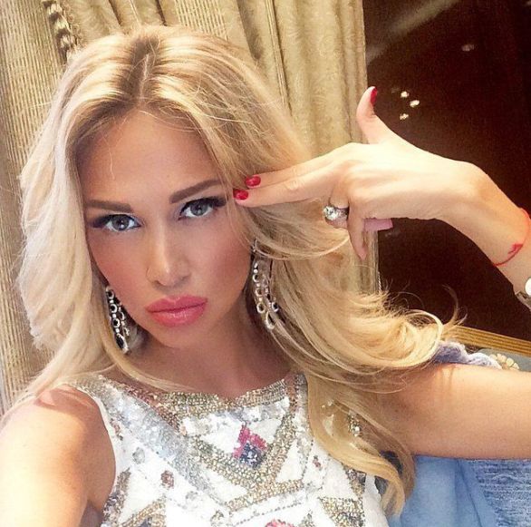 Victoria Lopyreva, o blondă superbă, ar fi noua femeie din viața lui Putin