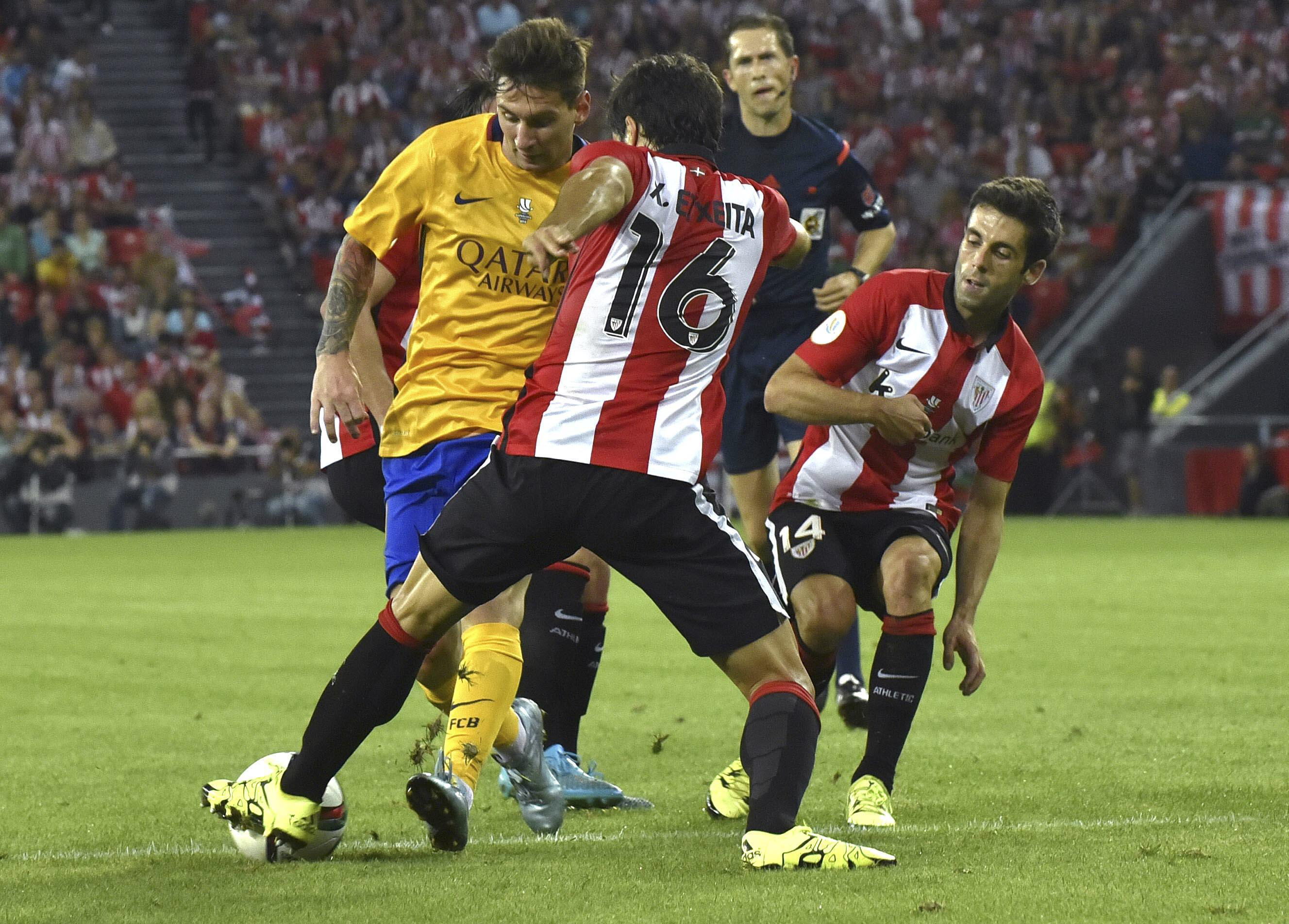 Barcelona a fost masacrată de Athletic Bilbao în prima manşă din Supercupa Spaniei. ^Başcii au deschis scorul de la mijlocul terenului / VIDEO