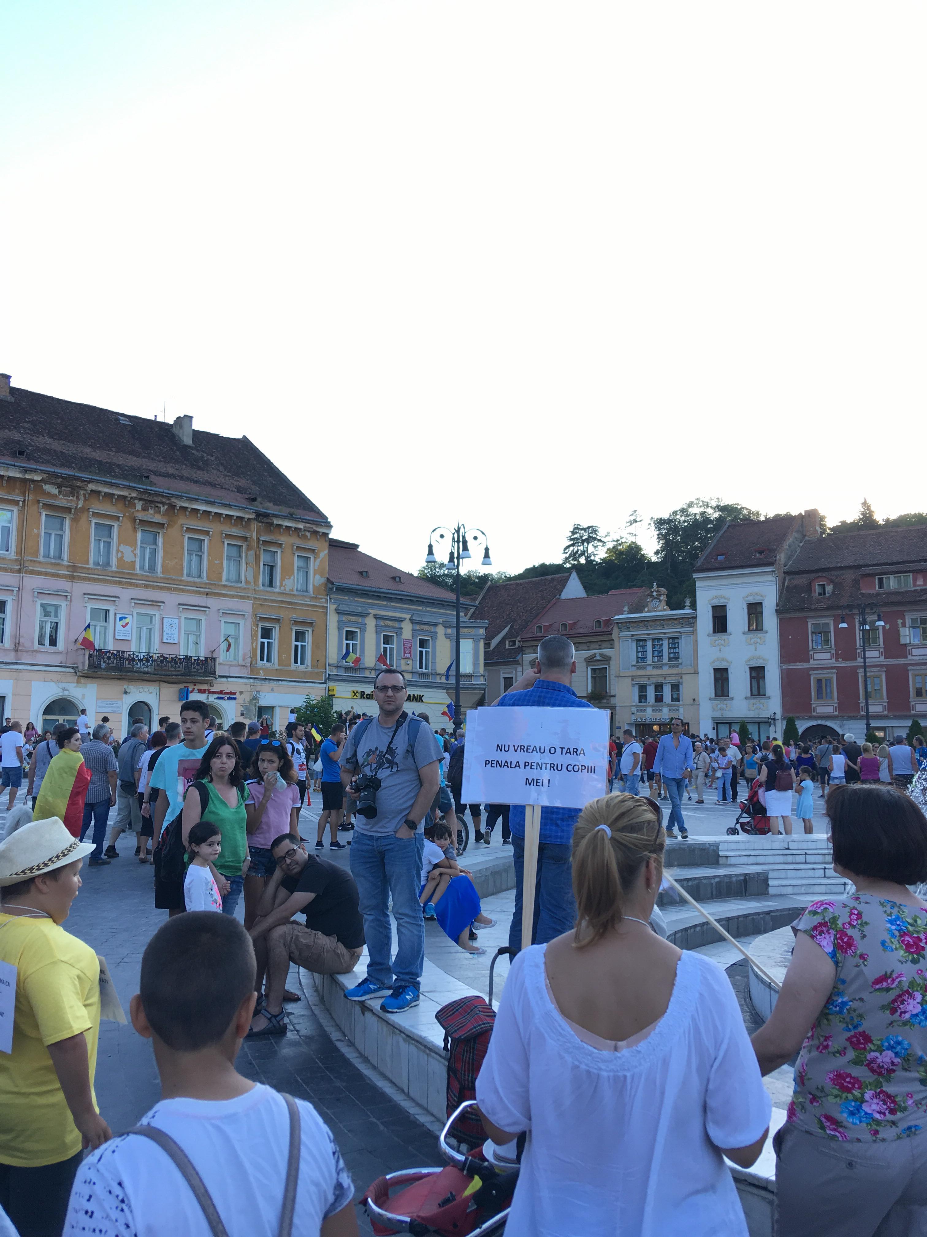 Manifestații de amploare pentru susținerea Mitingului Diasporei de la București în Sibiu, Braşov, Iaşi şi Bistriţa și Timișoara