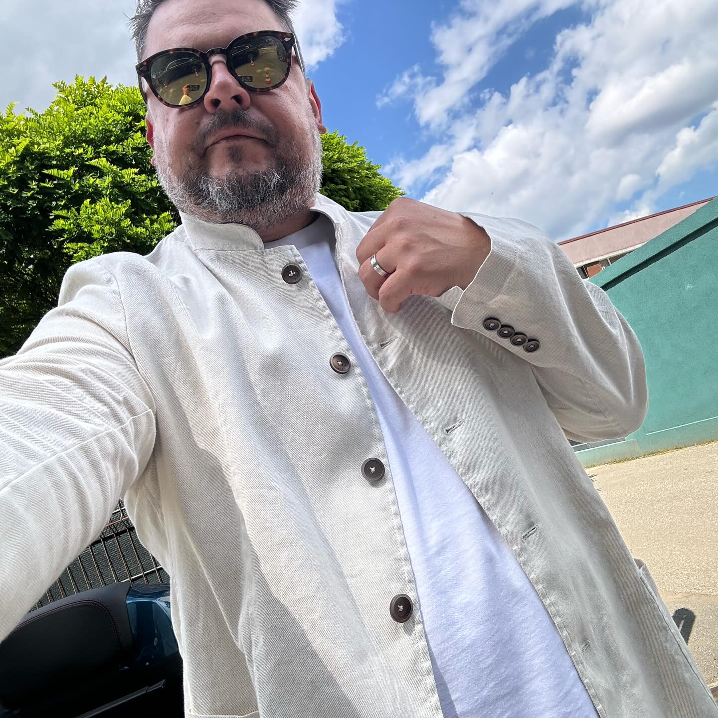 Mihai Bobonete, cu familia la meciul România - Belgia de la EURO 2024: „Îi iau și pe copii”. Cine e și cu ce se ocupă soția comediantului