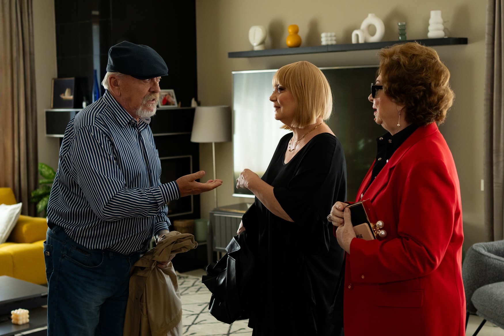 Cine este Mihai Dinvale, actorul care se alătură distribuției comediei „Lasă-mă, îmi place! Camera 609”
