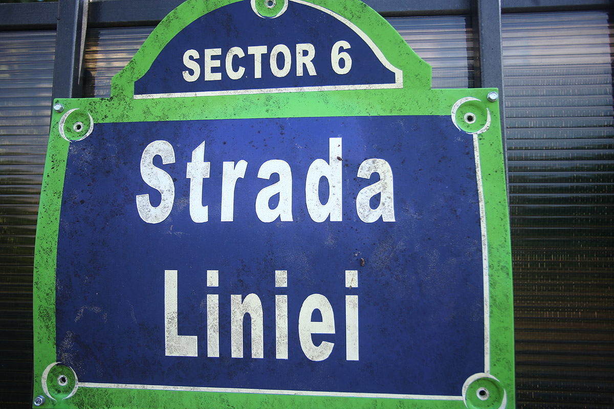 Care sunt cele 60 de străzi din București pe care trebuie să le asfalteze Nicușor Dan