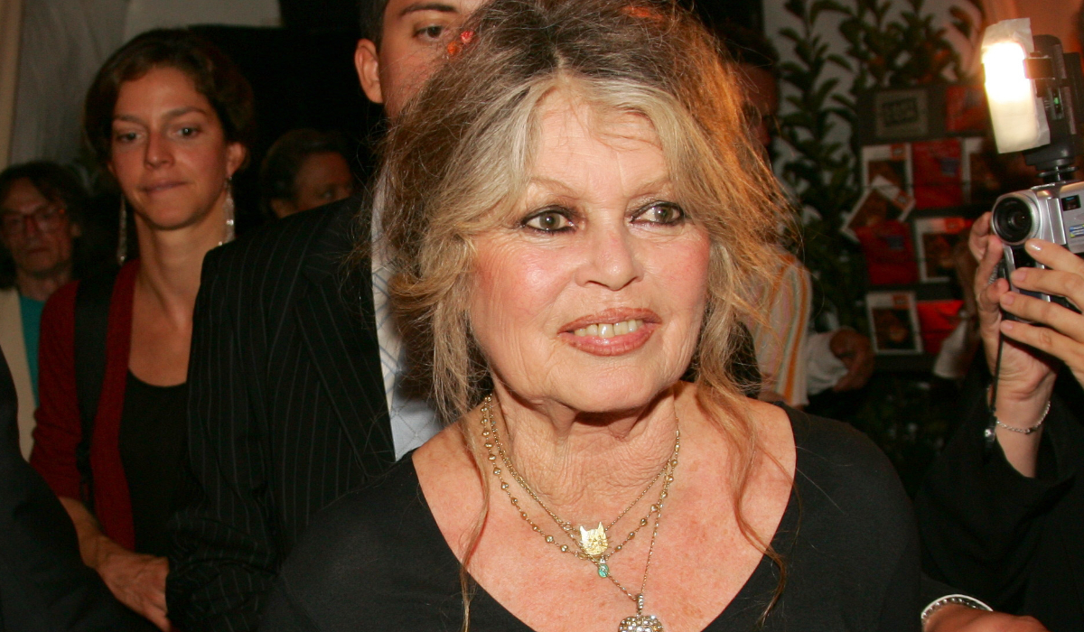 Secretul pe care Brigitte Bardot i l-a dezvăluit actriței Carmen Tănase: „M-a făcut să nu mai mănânc carne șapte ani”. Detalii inedite despre întâlnirea celor două actrițe