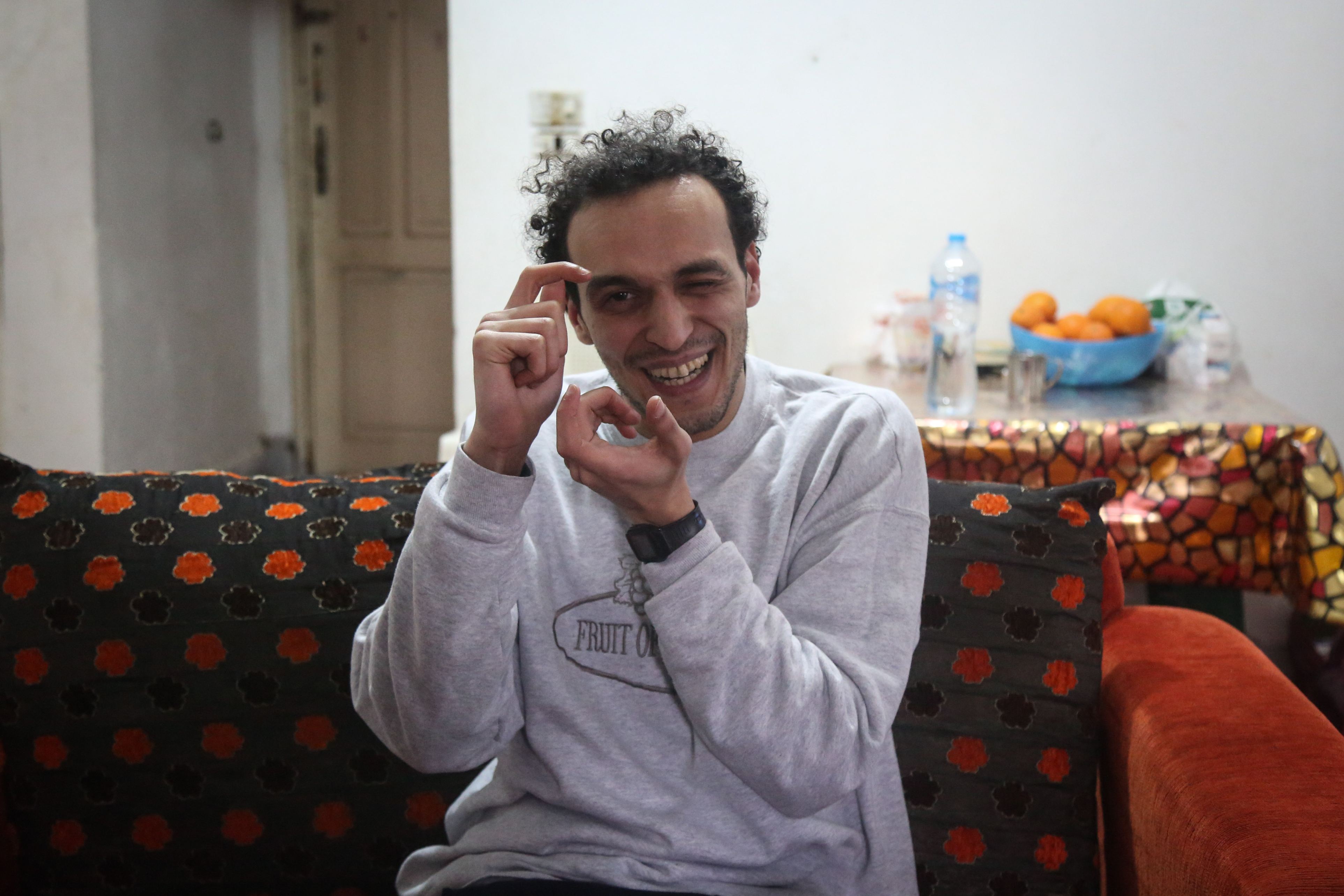 FOTO | Jurnalistul egiptean Mahmoud Abu Zeid a fost eliberat după cinci ani de închisoare. A fost arestat pentru că a relatat despre protestele sângeroase din Cairo