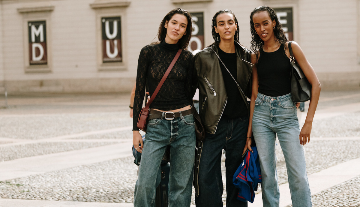 2025-ben egy frissebb fazon hódít a farmer divatban