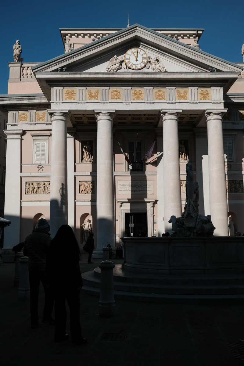 Povestea tinerei care a plecat în Italia la 15 ani din Gherţa Mare şi a ajuns antreprenoare, cu patru localuri şi o firmă de construcţii. „Mă simt liberă, am învățat că poți să începi oricând de la zero”