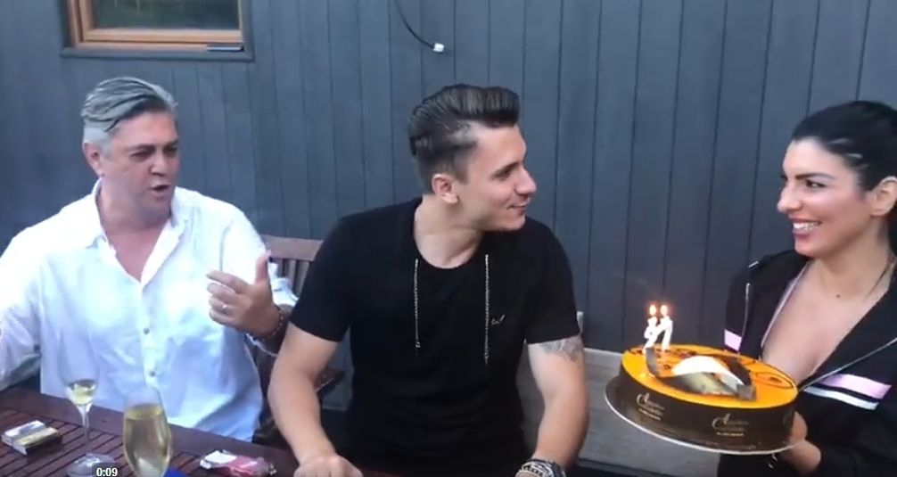 Soțul Andreei Tonciu și-a aniversat ziua de naștere. Petrecere pe cinste cu nașii Anamaria Prodan și Laurențiu Reghecampf | VIDEO