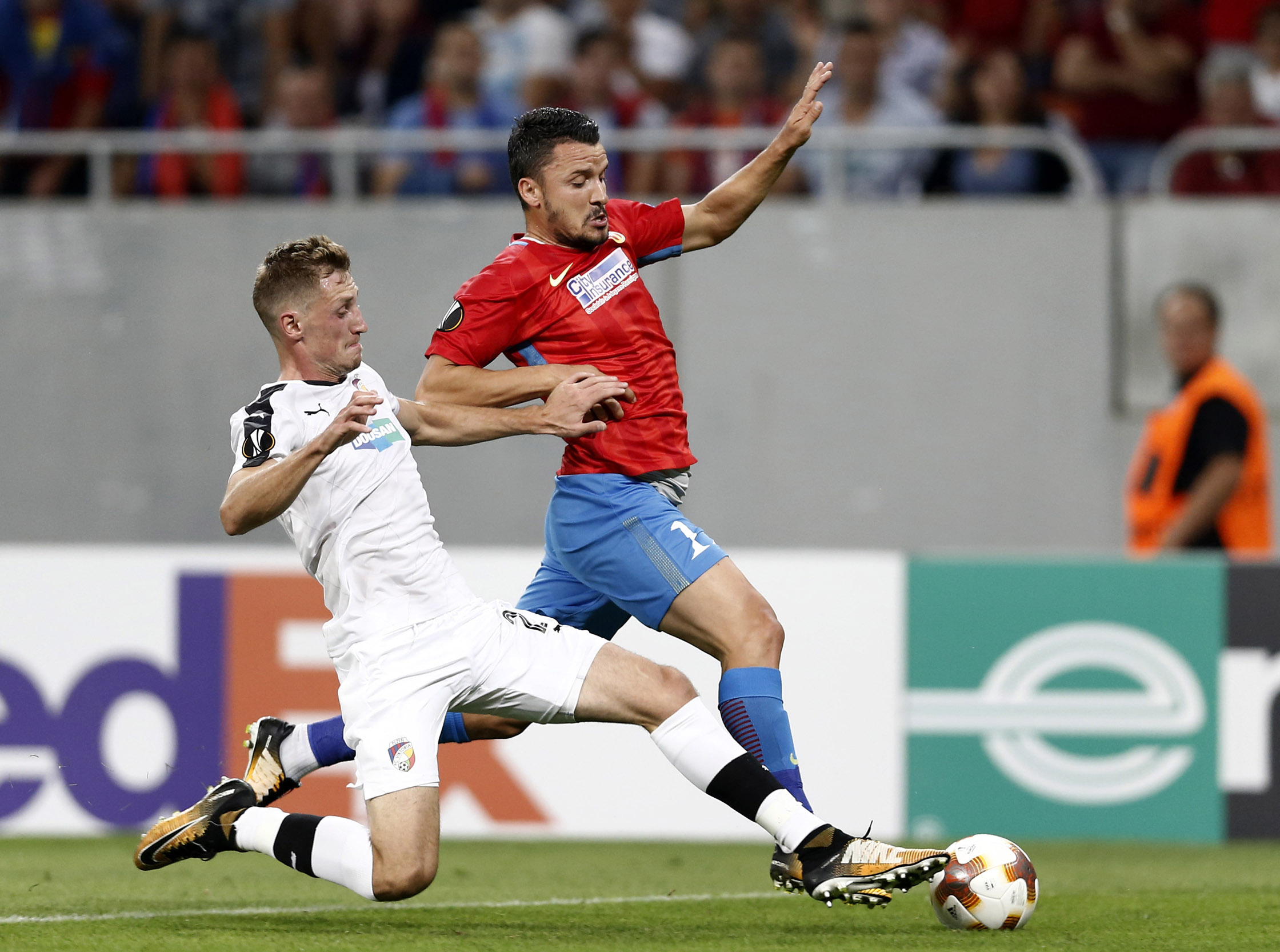 Liga Europa, FCSB - Viktoria Plzen 3-0. Seară glorioasă. Se ridică steaua lui Dică. Dublă de efect pentru Budescu. Trupa lui Becali, liderul Grupei G