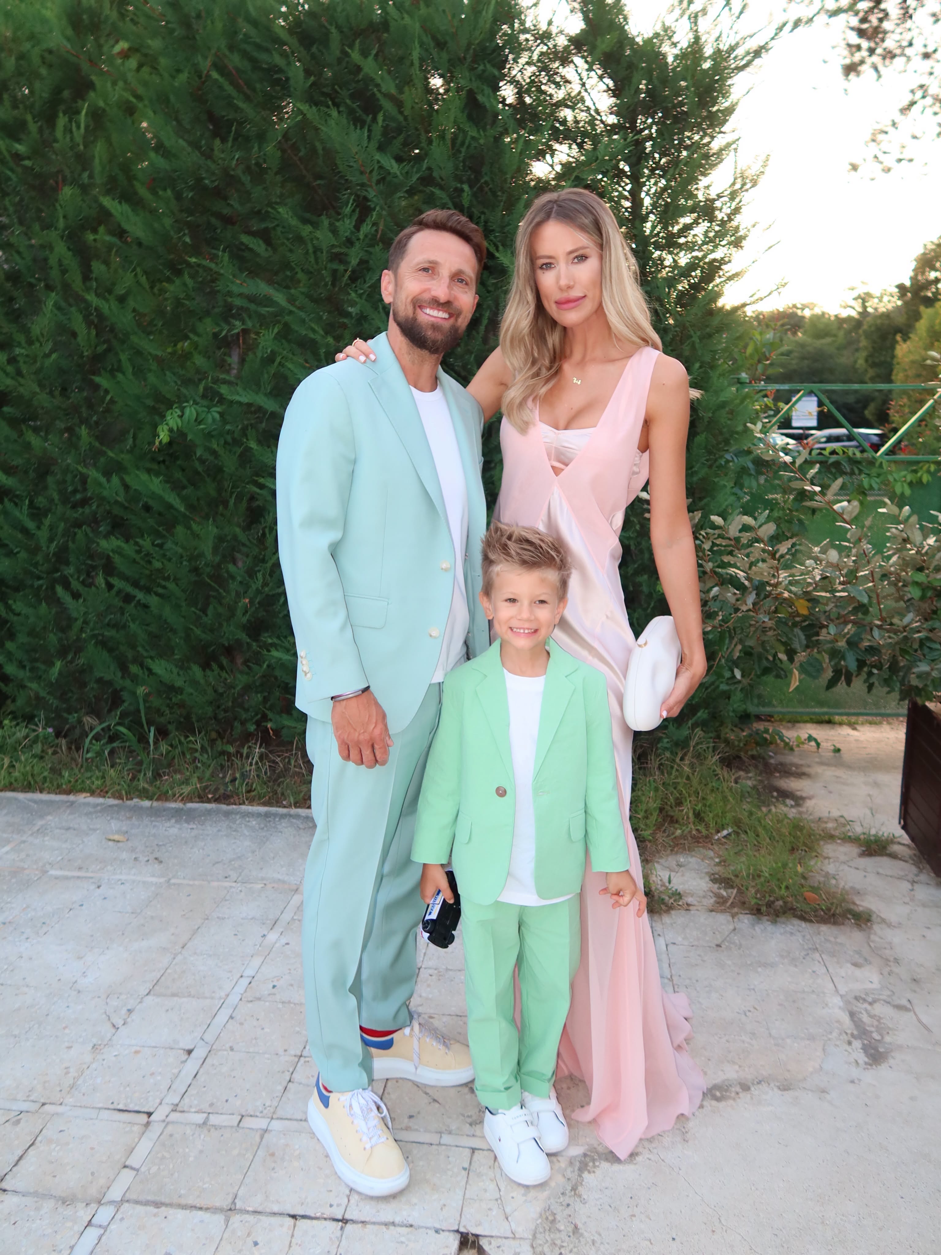 Dani Oțil și Gabriela Prisăcariu, imagini de familie