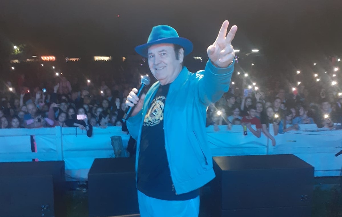 Ce a scos la vânzare cu 15.000 de euro Nelu Vlad, solistul trupei Azur: „Nu vedeți ce este în țara asta? Nu mai am timp”