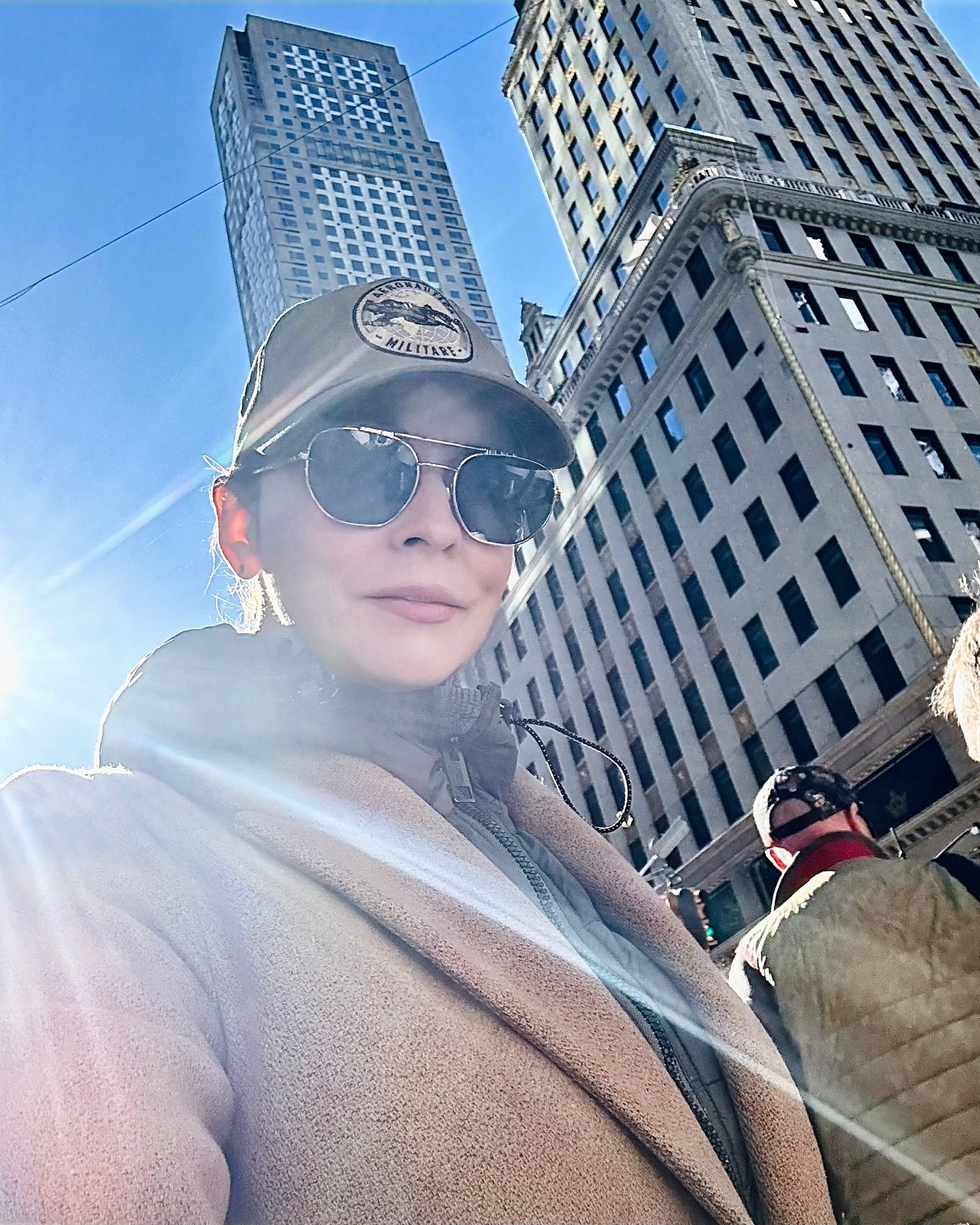 Imagini cu Andreea Marin pe străzile din New York. Cum a fost surprinsă vedeta și ce mesaj a transmis. „Îmi trezește un amalgam de emoții”