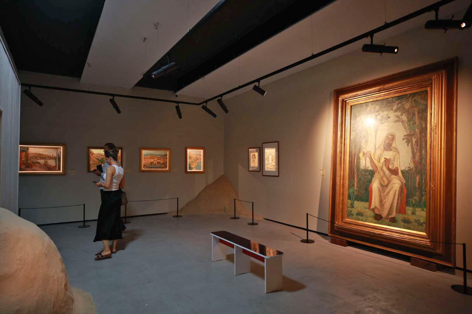 A început Art Safari, la Palatul Dacia-România din București. Noul sezon, dedicat în exclusivitate femeilor