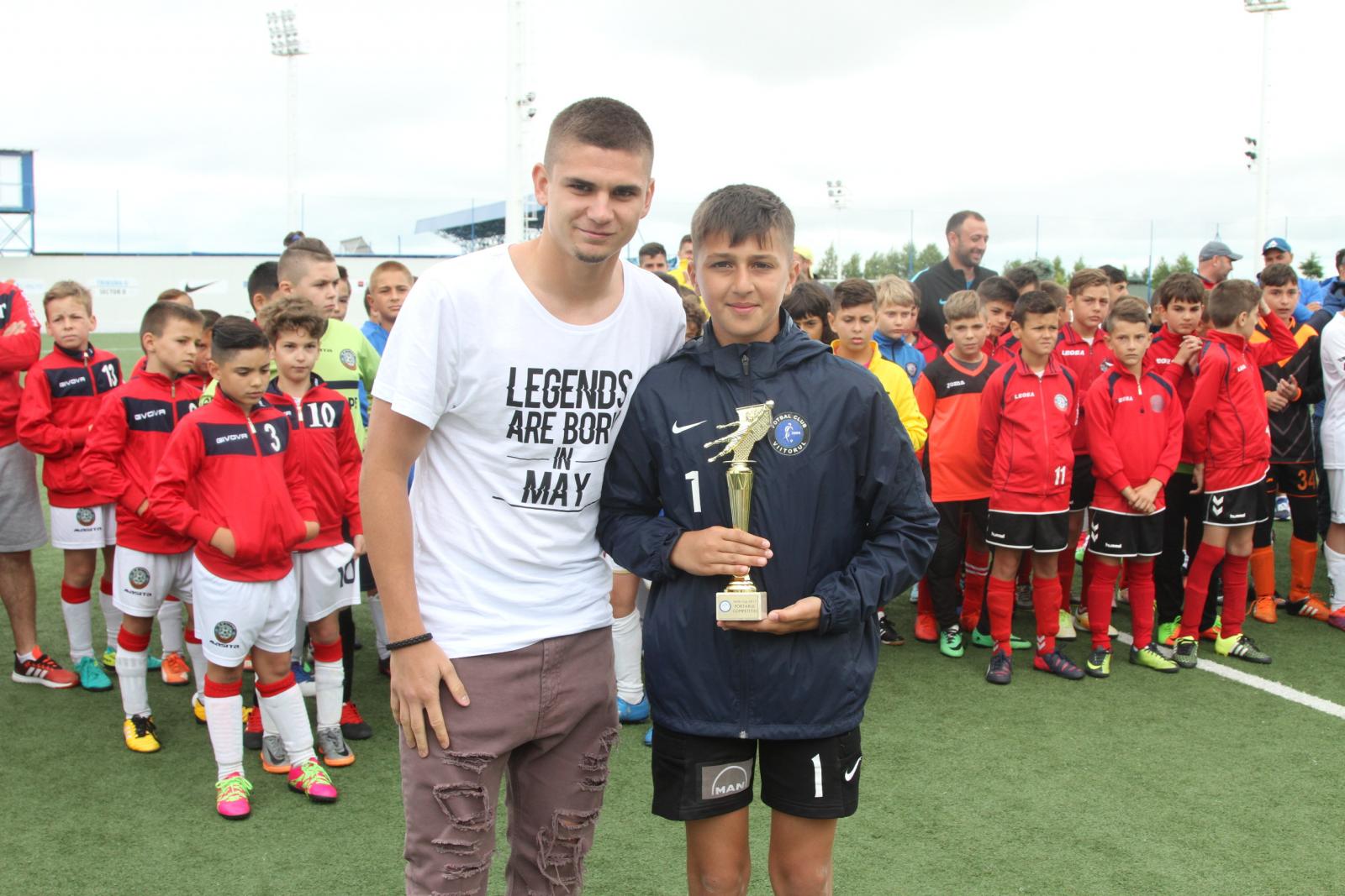 Tricolorul Răzvan Marin a acordat premiile la Dolphin Cup 2017 | GALERIE FOTO