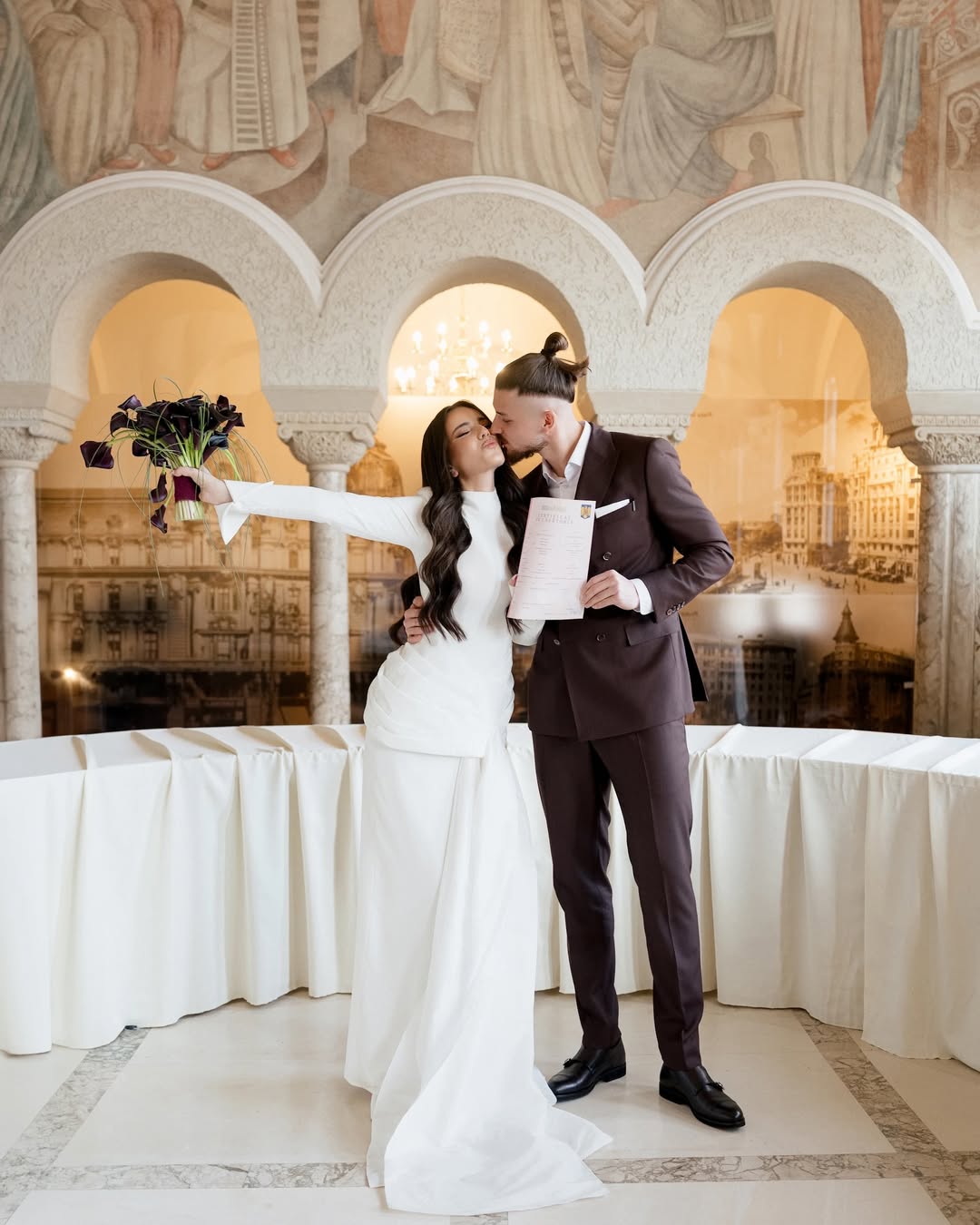 Ioana Stan, soția lui Radu Drăgușin, și-a făcut rochiile de mireasă în România. Cât au costat ținutele: „Nici ei nu au știut cu mult timp înainte data cununiei”