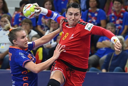 Gică Hagi și Ion Țiriac, mesaje de mulțumire pentru Cristina Neagu. Fanii, invitați să-i spună „Mulțumesc” sportivei: „#ThanksCN8”
