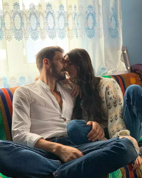 Motivul pentru care Viviana Sposub a reunțat la televiziune. Ce se întâmplă între ea și George Burcea. „Sunt incredibil de fericită”