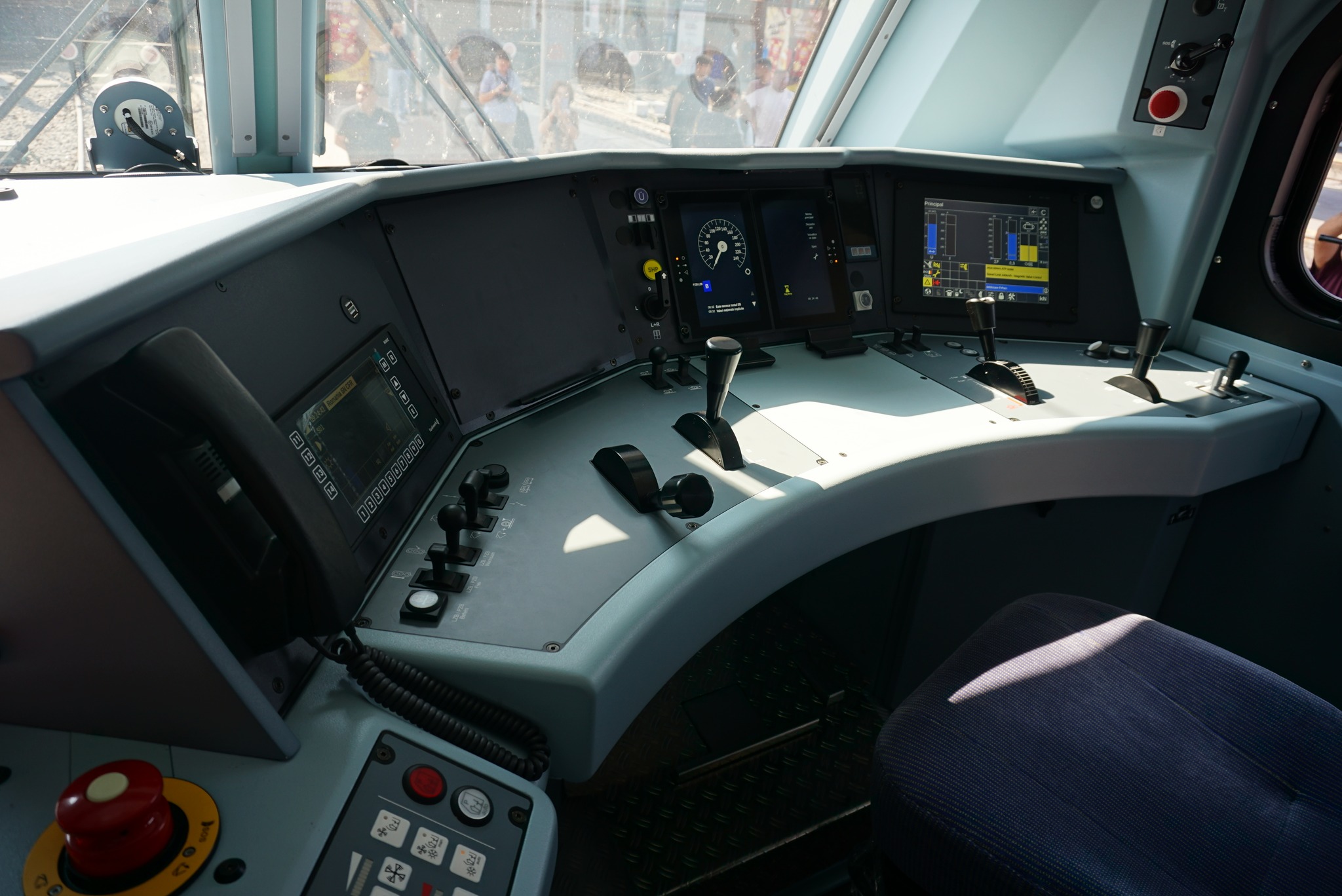Prima locomotivă electrică Alstom Traxx a ajuns în România. Cum arată și când ar putea tracta primul tren de călători