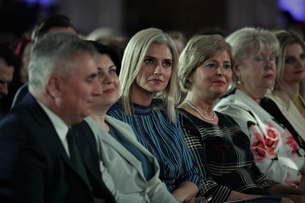 FOTO. Femeile din PNL își cer drepturile. Raluca Turcan: Să nu fie decisă soarta unor doamne la șprițurile tipic masculine