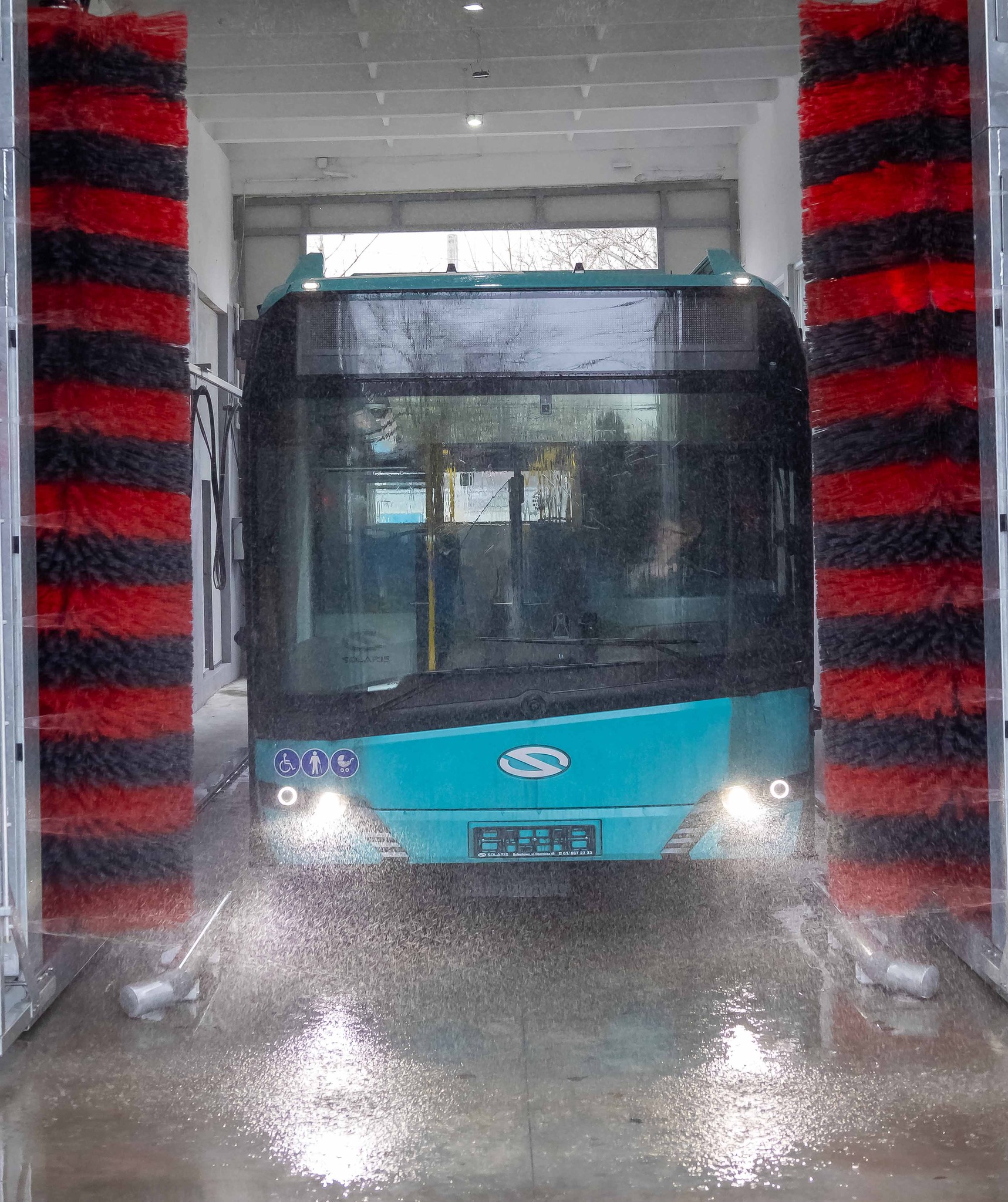 Primele doua autobuze electrice au sosit în Galați. Primăria a achiziționat 42 de autobuze