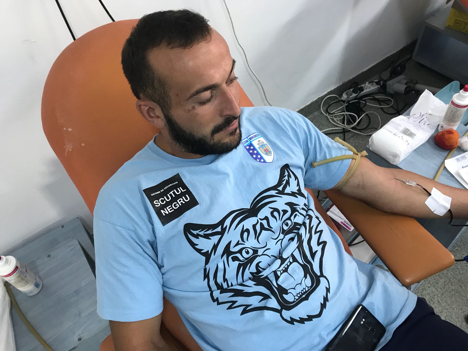 Rugbyștii de la CSM București au donat sânge pentru a-i salva viața atletei Adelina Oancea Gavrilă