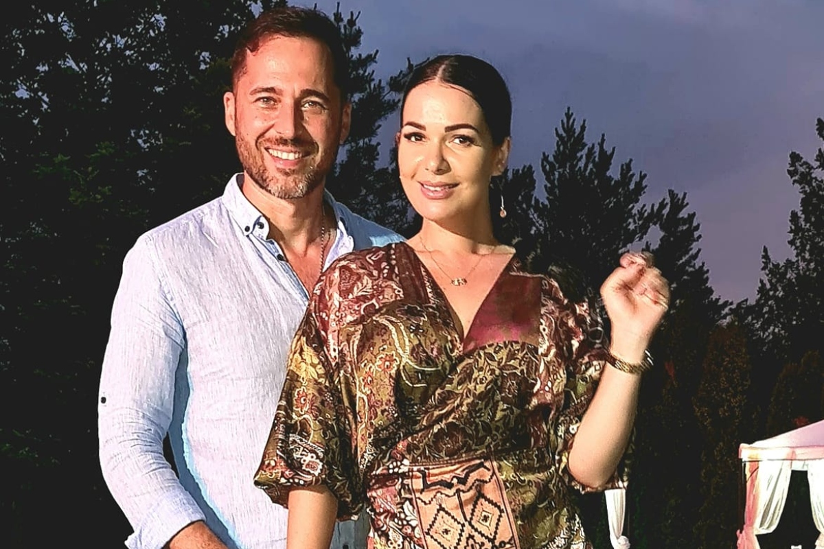Deea și Dinu Maxer, la un pas de împăcare înainte de divorț: „Nu ne mai certam, am încercat să ne iubim”. Ce își reproșează artistul