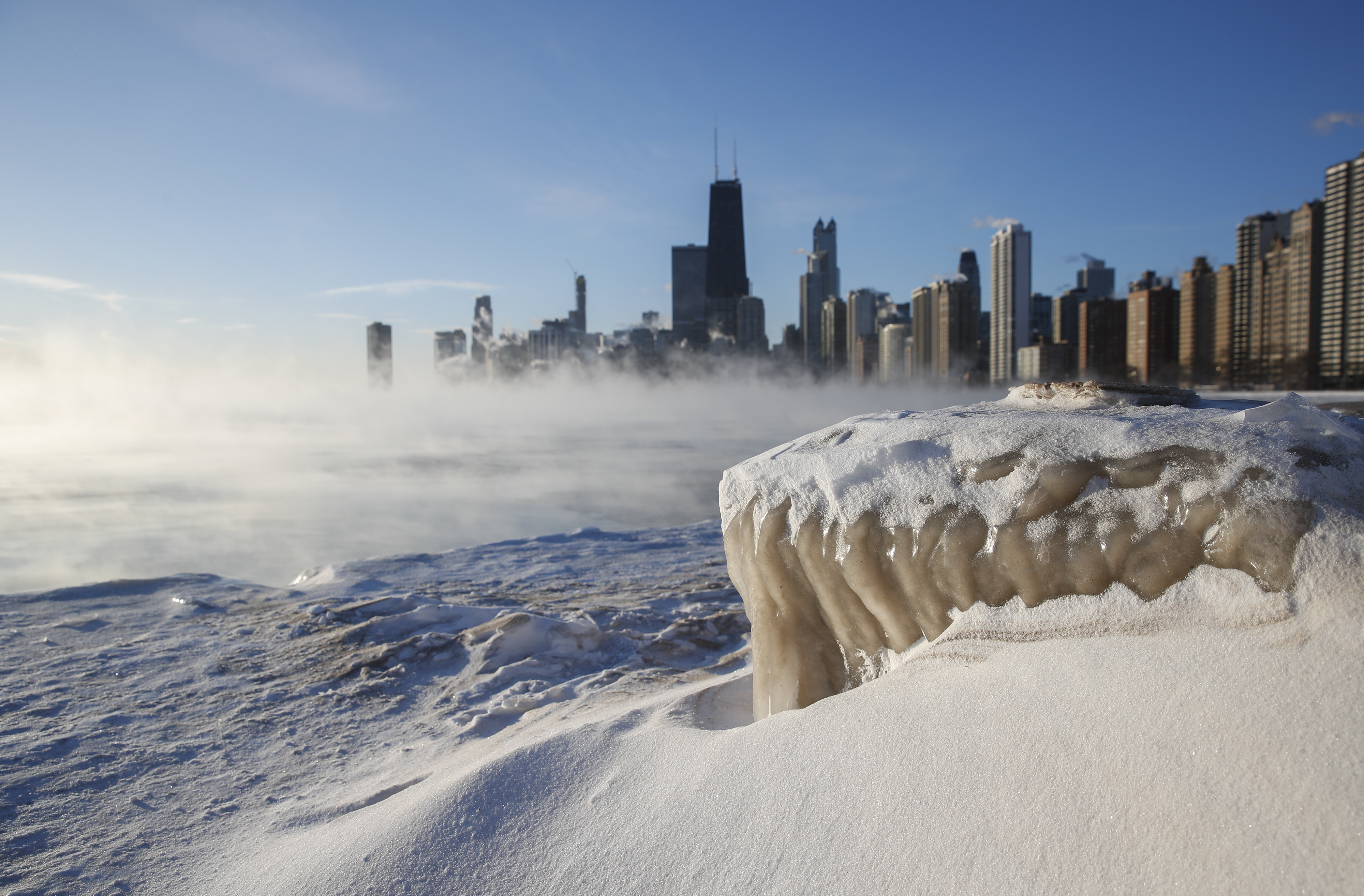 FOTO | Un vortex polar a dat peste cap SUA. 12 oameni au murit în mai multe state americane