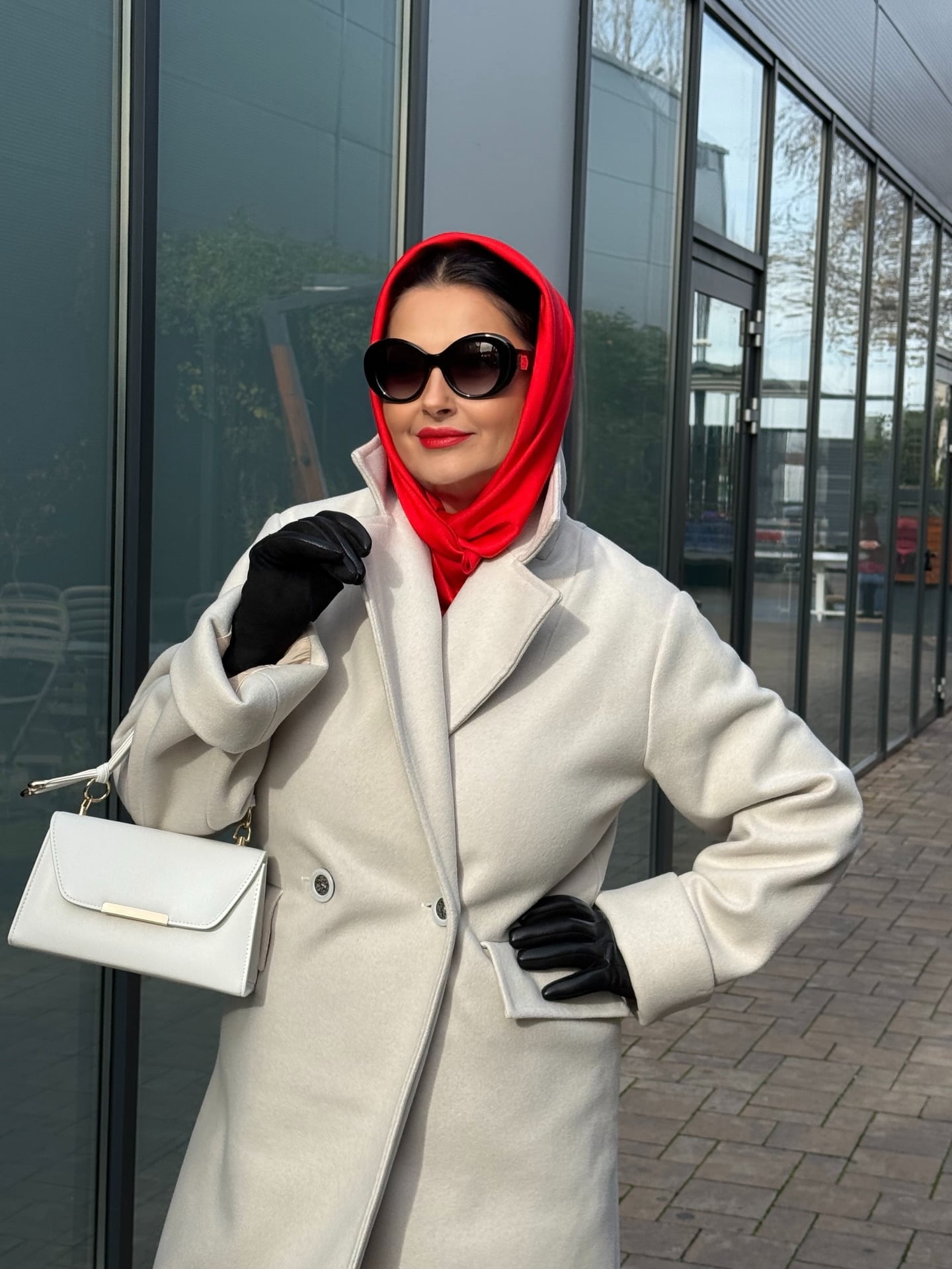 Gabriela Cristea a dezvăluit cum prepară mâncarea de bame cu costiță afumată. Rețeta secretă a vedetei