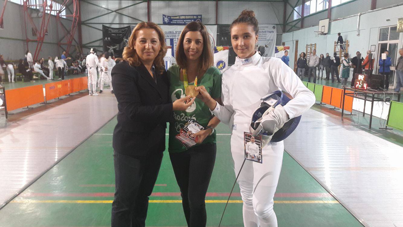 Campionii scrimei românești au strălucit pe scenele din 11 orașe din țară! FOTO