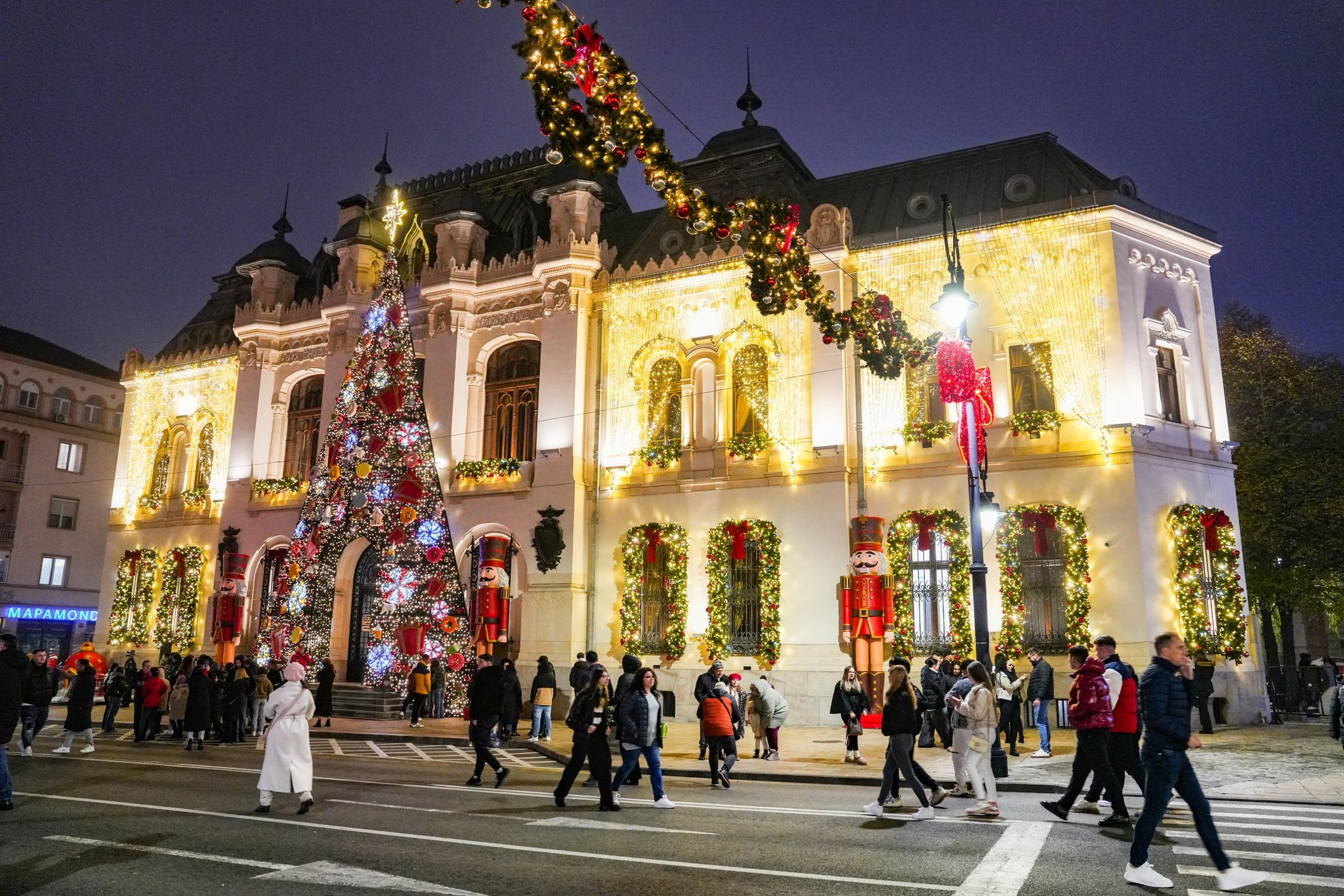 Impactul pe care îl au târgurile de Crăciun asupra turismului din România. Ce se întâmplă în Craiova, Sibiu și București